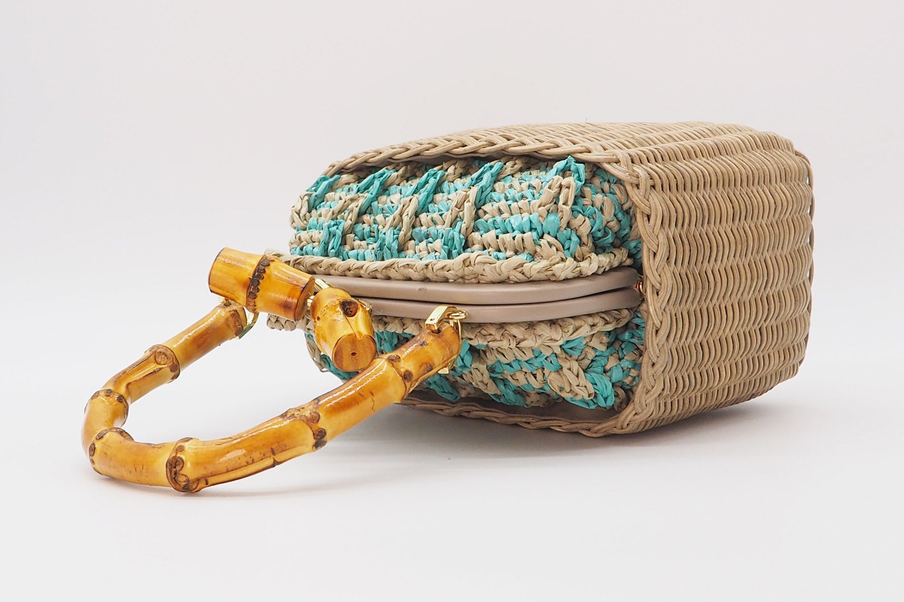 Crossbody-Tasche aus geflochtener Weide, Bast & Bambusgriff in Tope & Petrol Handtaschen Capaf