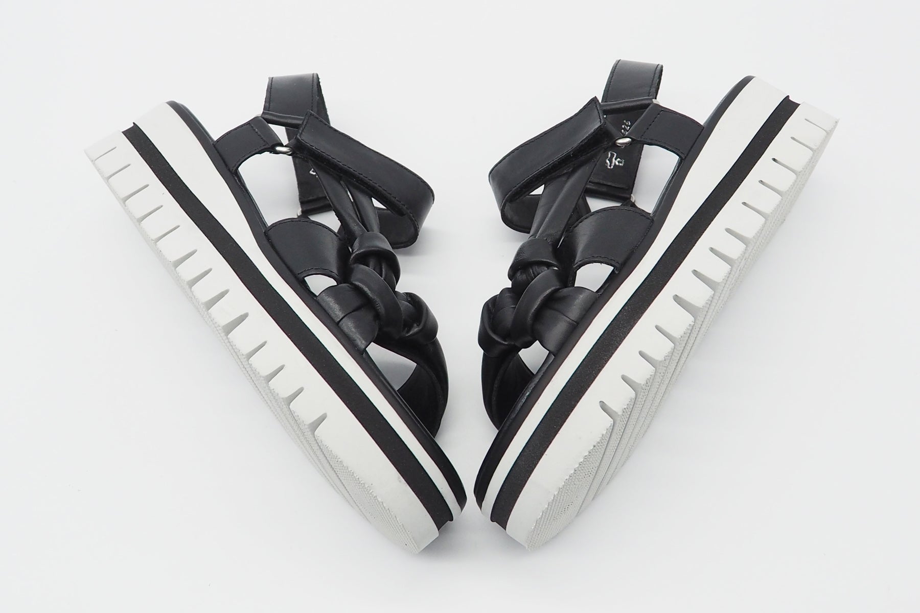 Damen Absatz-Sandale aus Glattleder in Schwarz - Absatz 5cm Damen Sandalen Gabor