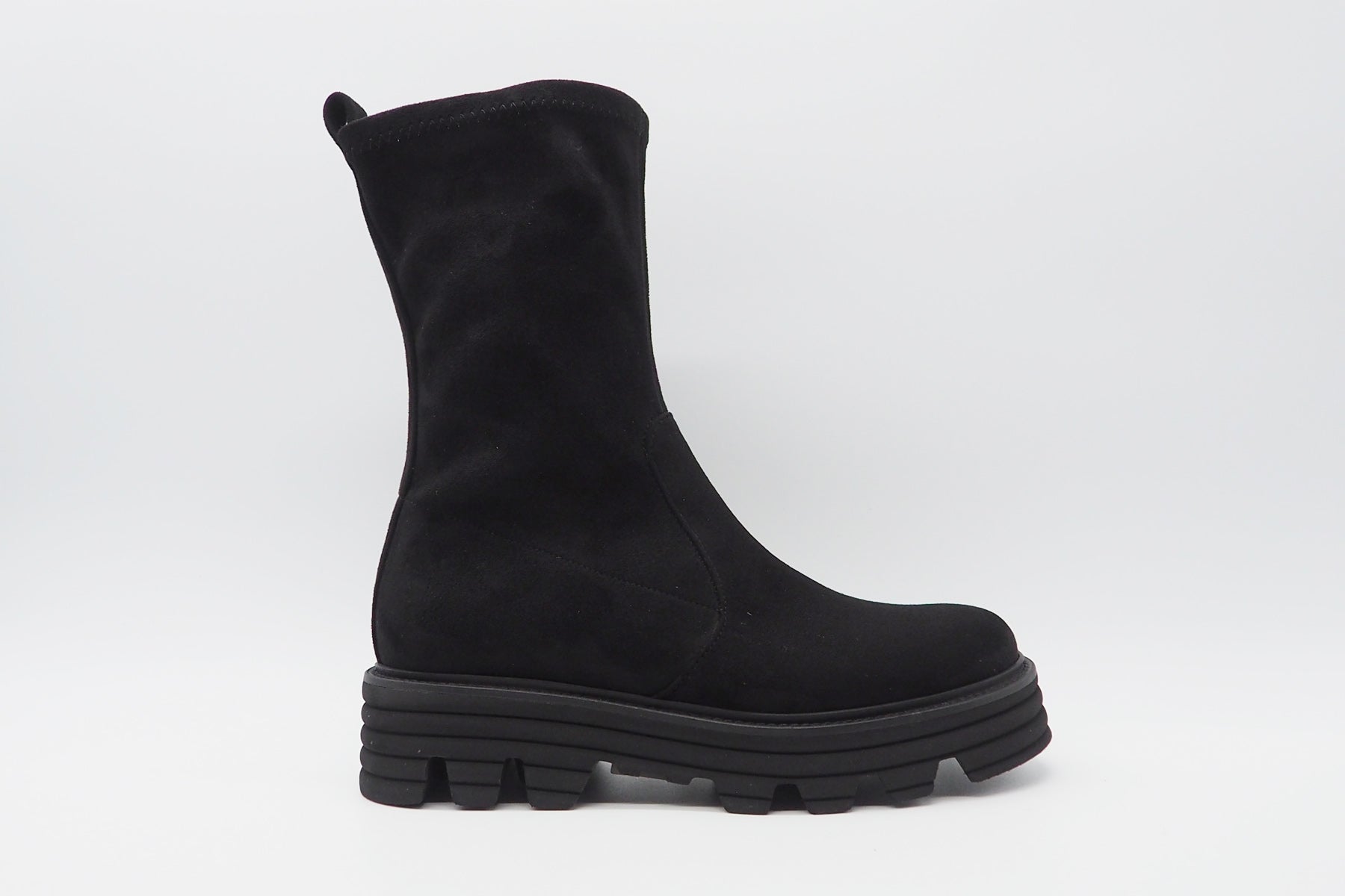 Damen Boot aus Veloursleder in Schwarz - Absatz 4cm Damen Boots & Booties Kennel & Schmenger