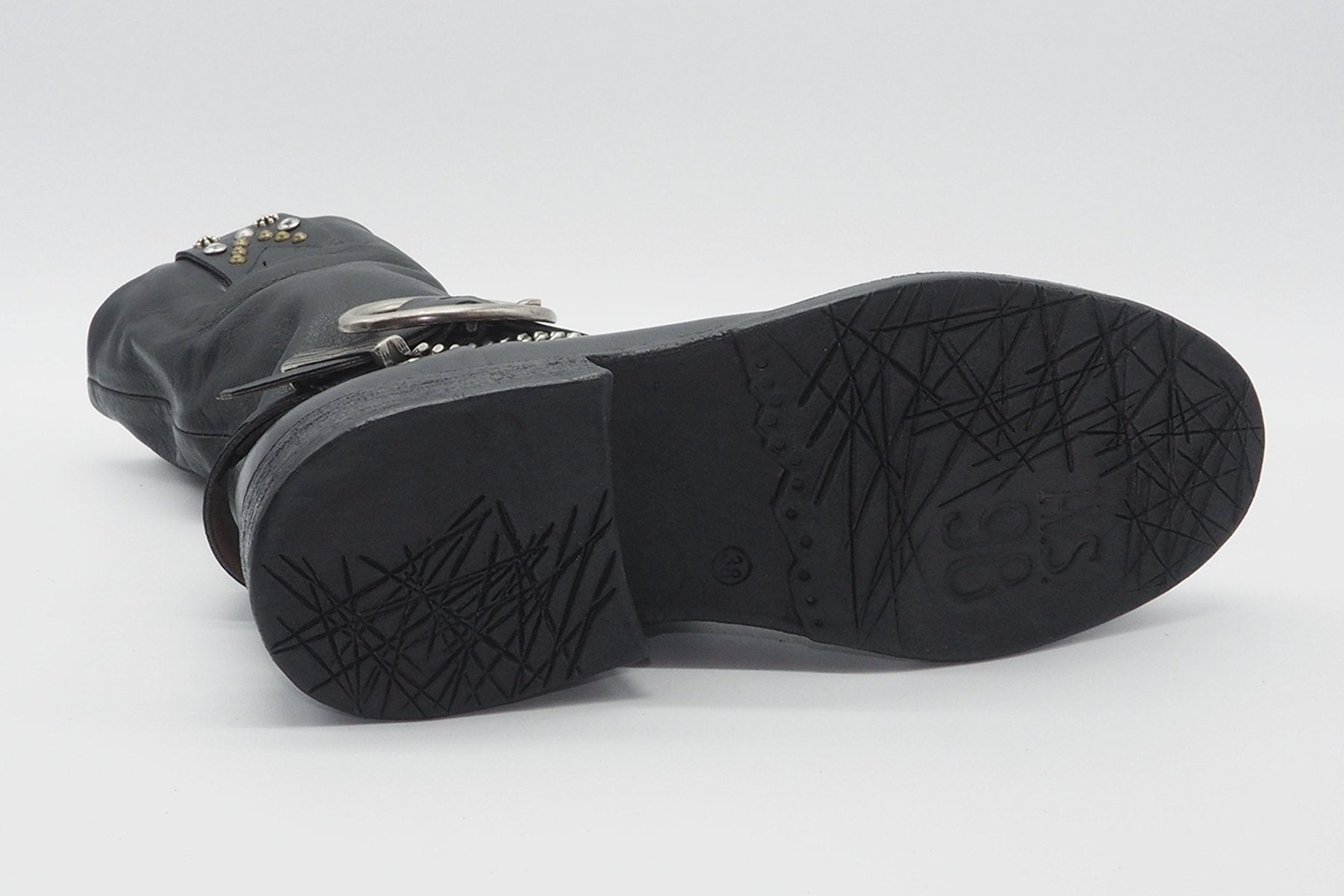 Damen Boots in Schwarz mit opulenter Schnalle & Kettendetail Damen Boots A.S. 98