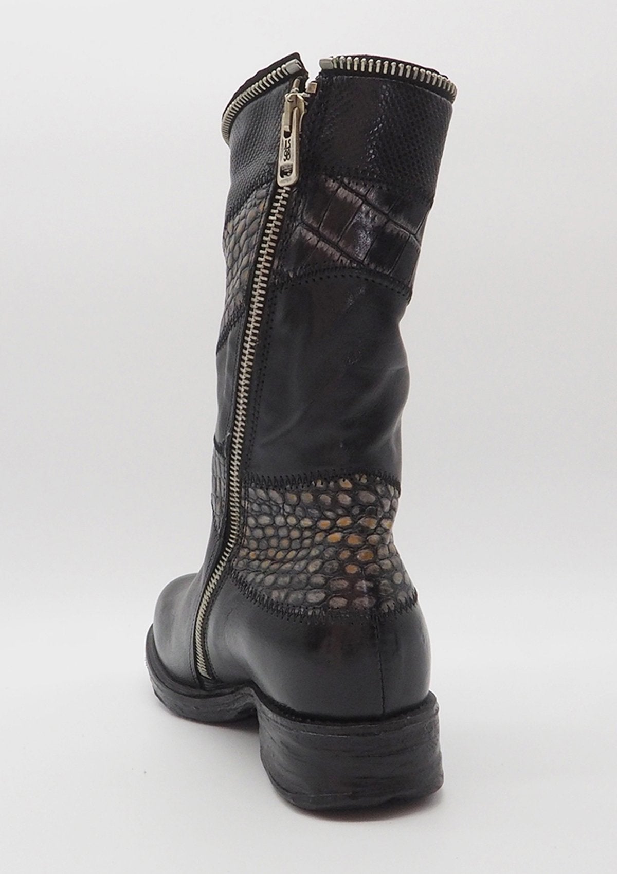 Damen Boots mit mittelhohem Schaft aus Leder in Schwarz Damen Boots A.S. 98