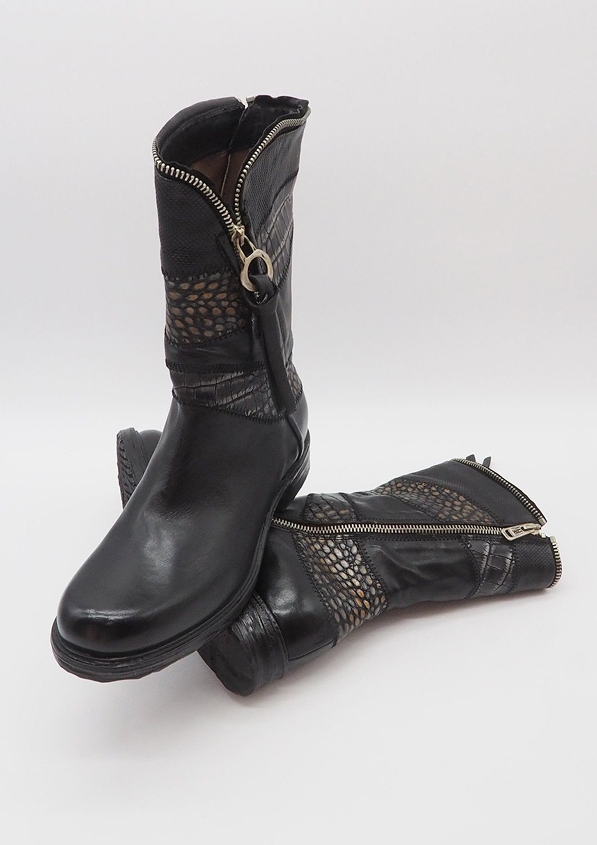 Damen Boots mit mittelhohem Schaft aus Leder in Schwarz Damen Boots A.S. 98