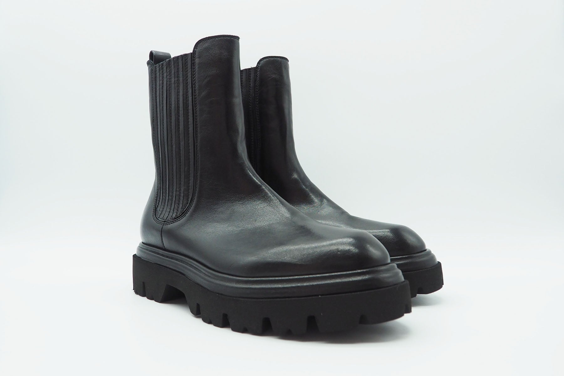 Damen Chelsea-Boot aus Glattleder in Schwarz - Absatz 3cm Damen Boots & Booties Fruit