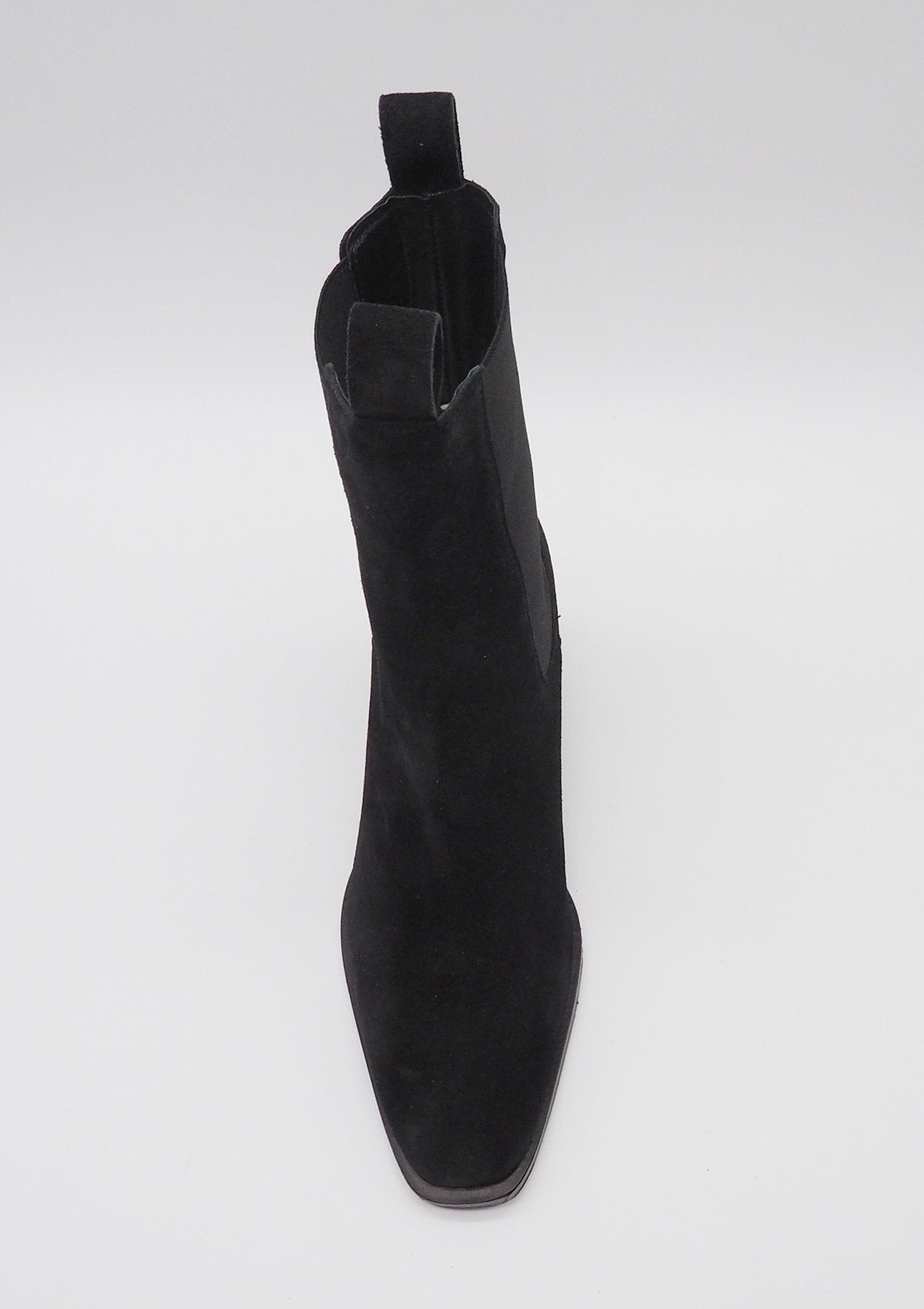 Damen Chelsea-Stiefeletten auf Karréeform aus Veloursleder in Schwarz mit Absatz Damen Stiefeletten Kennel & Schmenger