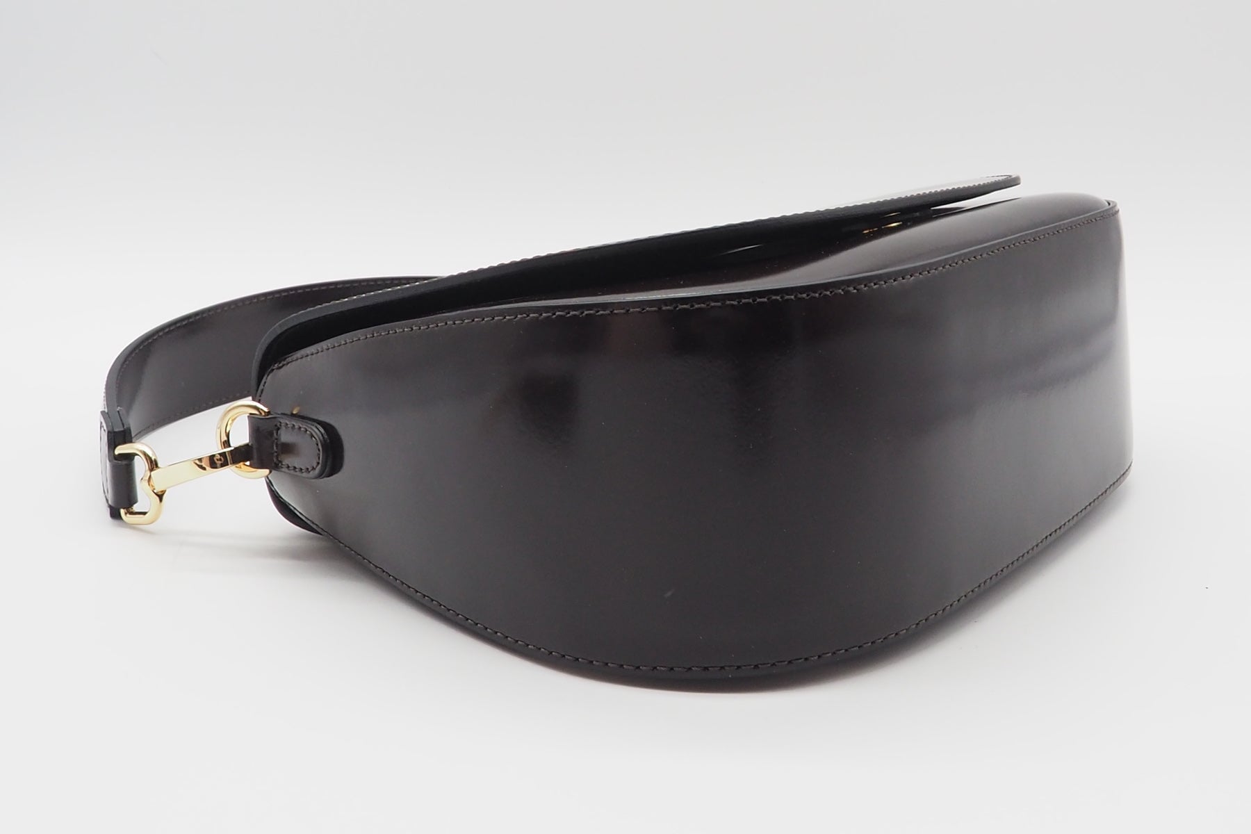 Damen Crossbody- & Schultertasche aus Glattleder in Dunkelbraun Taschen Crossnbody & Schultertaschen Nina Hill