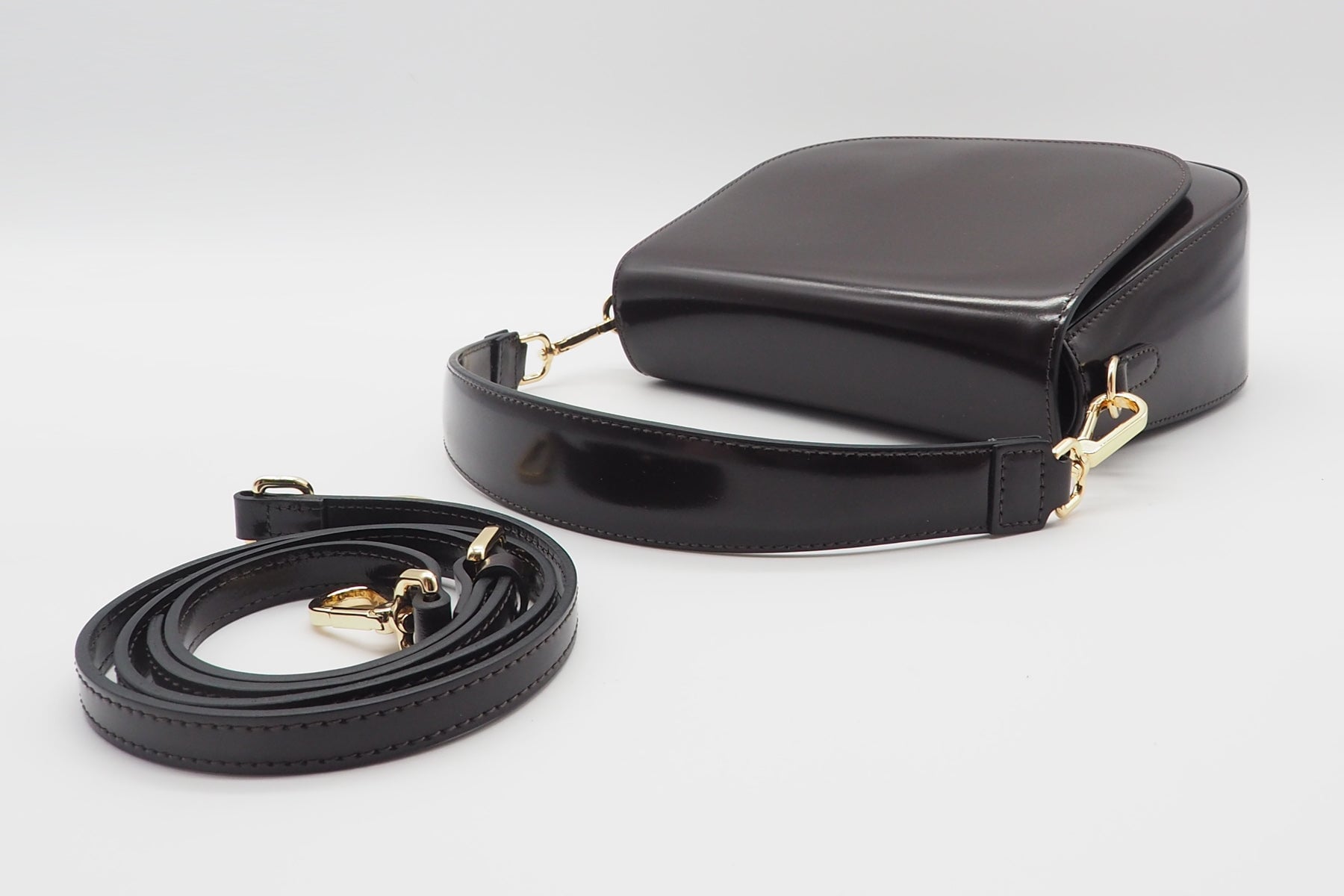 Damen Crossbody- & Schultertasche aus Glattleder in Dunkelbraun Taschen Crossnbody & Schultertaschen Nina Hill