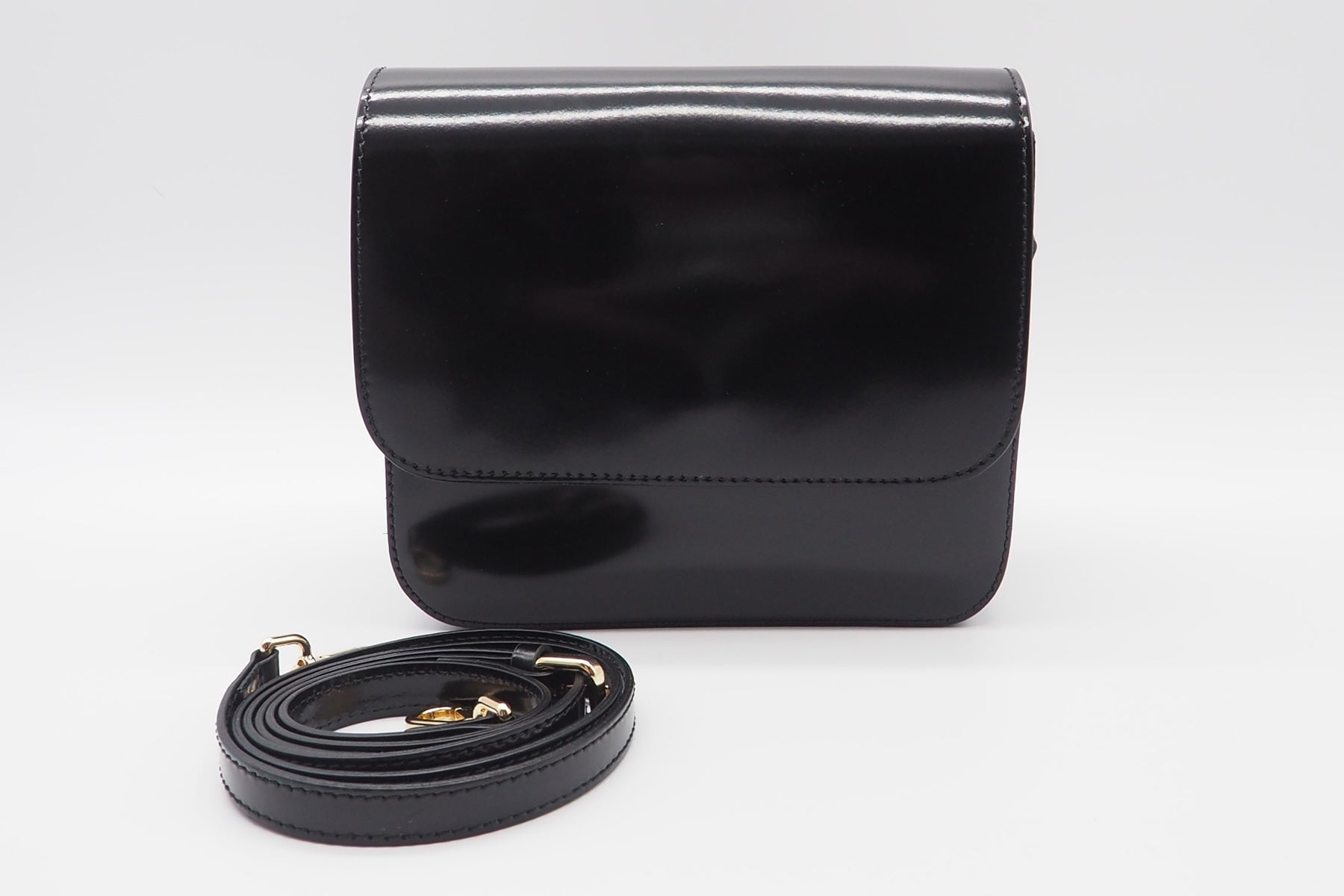 Damen Crossbody- & Schultertasche aus Glattleder in Schwarz Taschen Crossnbody & Schultertaschen Nina Hill