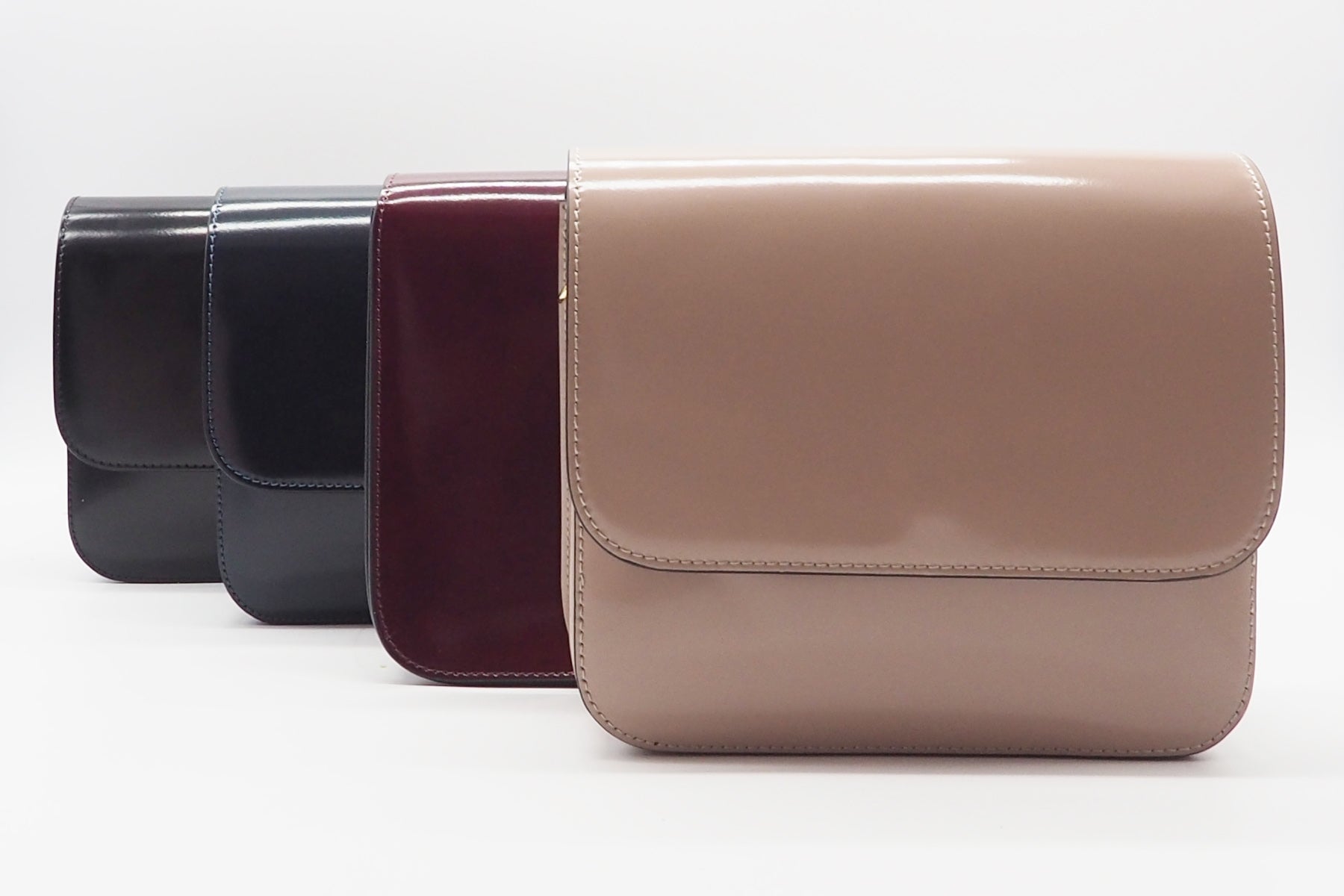 Damen Crossbody- & Schultertasche aus Glattleder in Schwarz Taschen Crossnbody & Schultertaschen Nina Hill