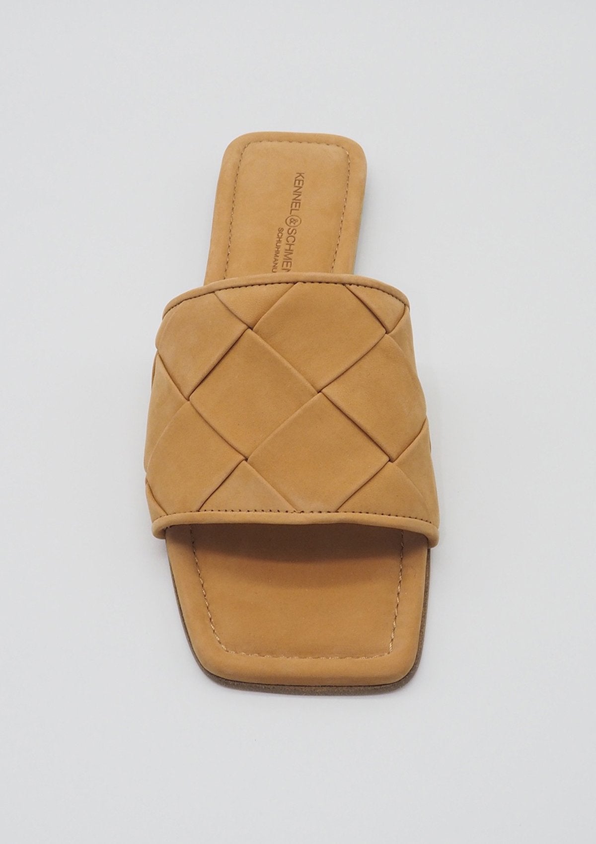 Damen Flechtpantolette auf Karréeform in Nubukleder in Caramel Damen Mules & Sabots Kennel & Schmenger