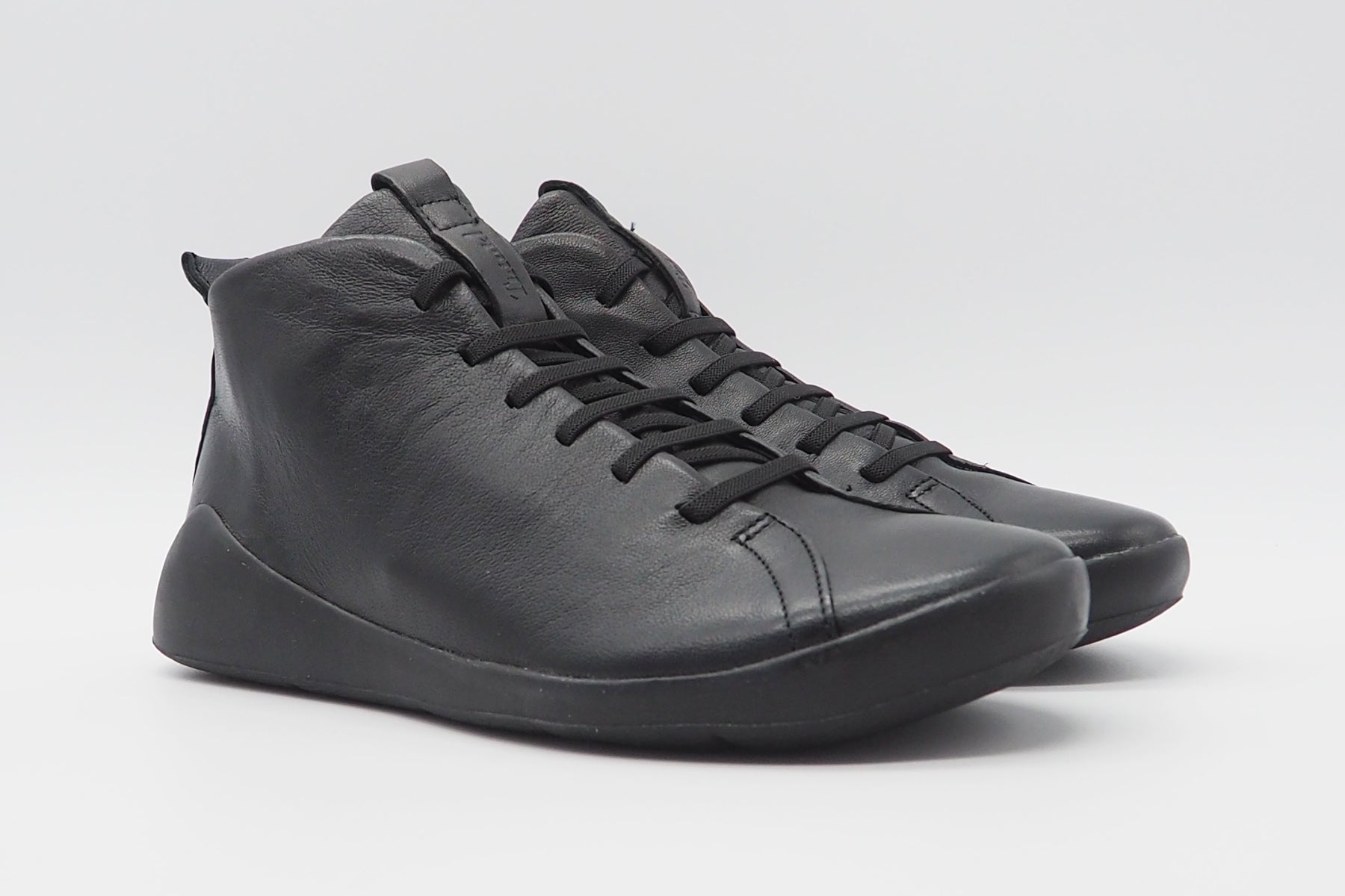 Damen Hightop-Sneaker aus Glattleder in Schwarz Damen Sneaker Think