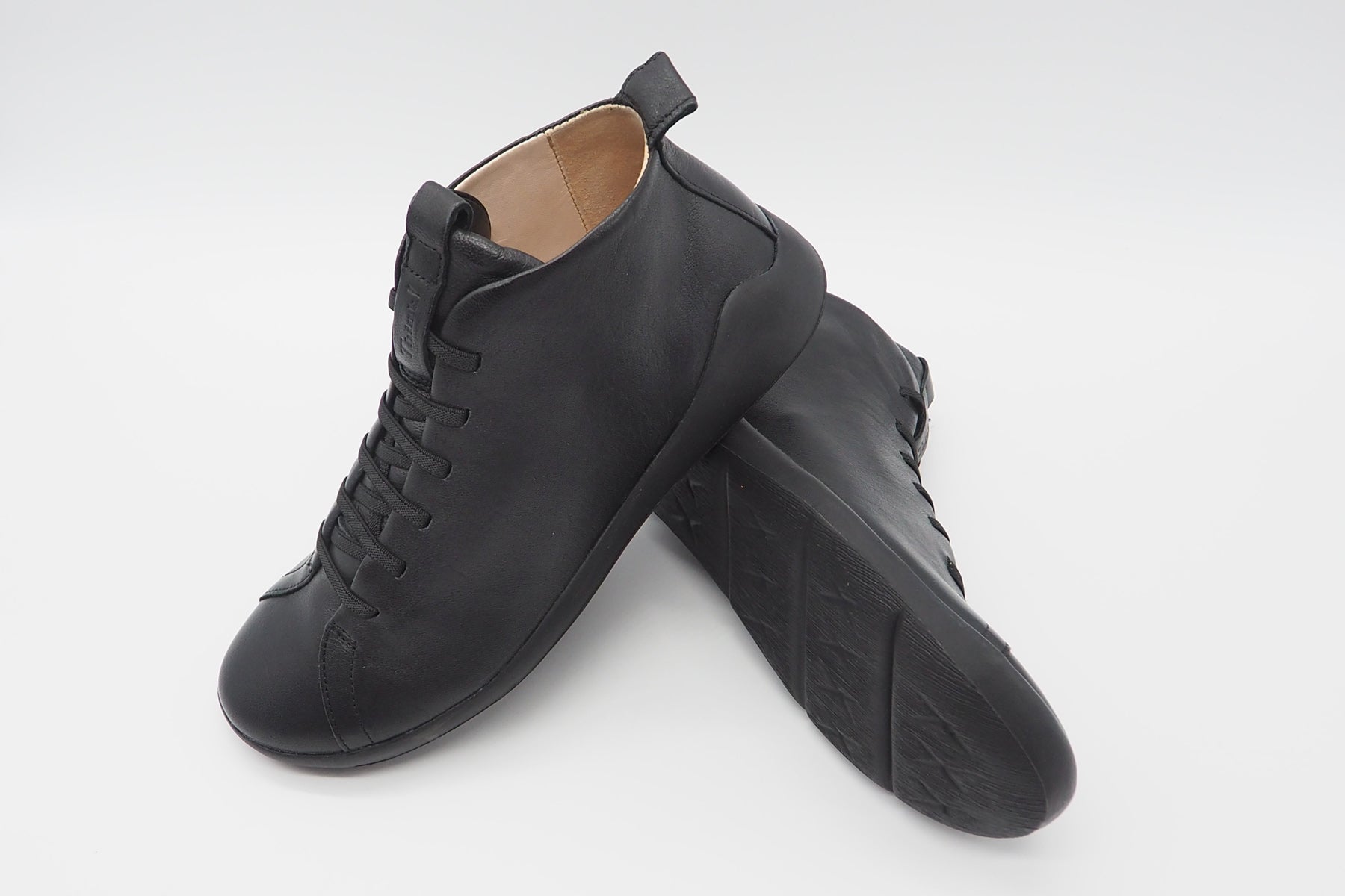 Damen Hightop-Sneaker aus Glattleder in Schwarz Damen Sneaker Think