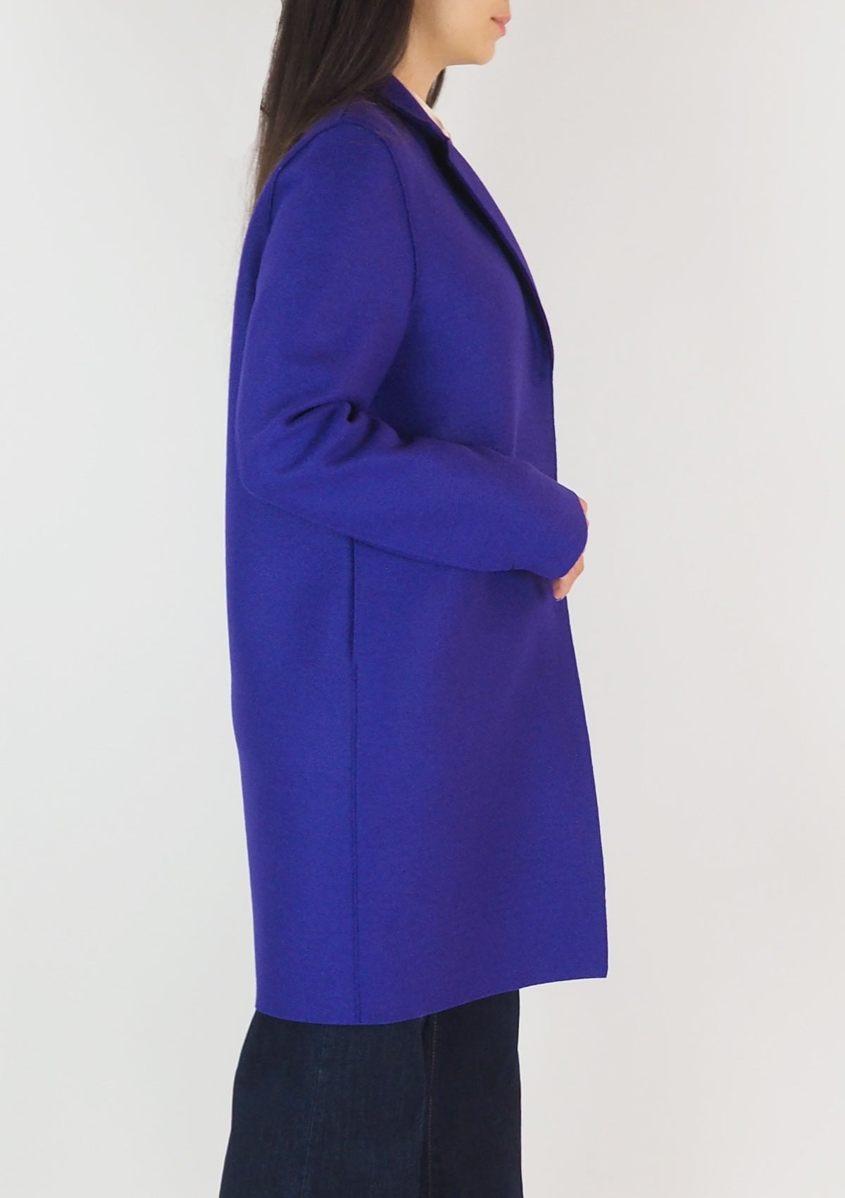 Damen Kokonmantel aus gepresster Wolle in Lila Damen Mantel Harris Wharf London