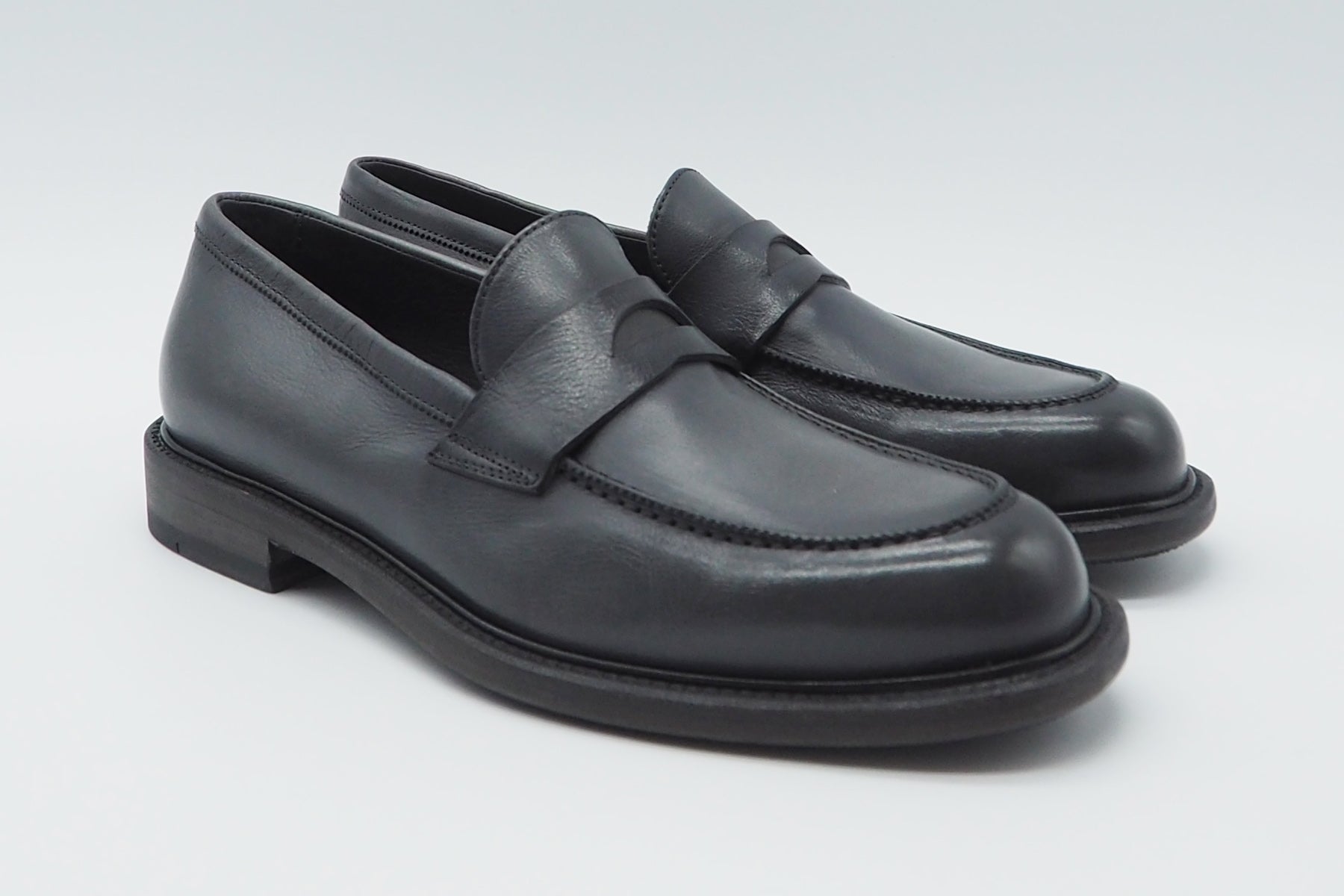 Damen Loafer aus Glattleder in Grau Damen Loafers & Schnürer Pantanetti