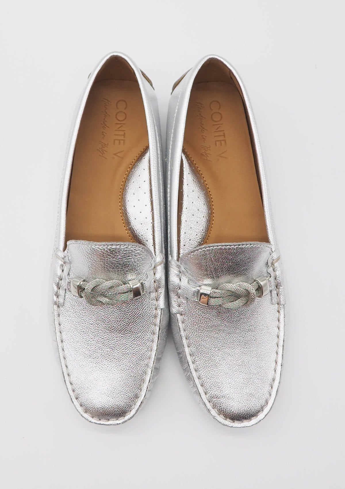 Damen Loafer aus Metsllicleder in Silber mit silberner Schnalle & partieller Gummisohle Damen Loafers & Schnürer Conte V