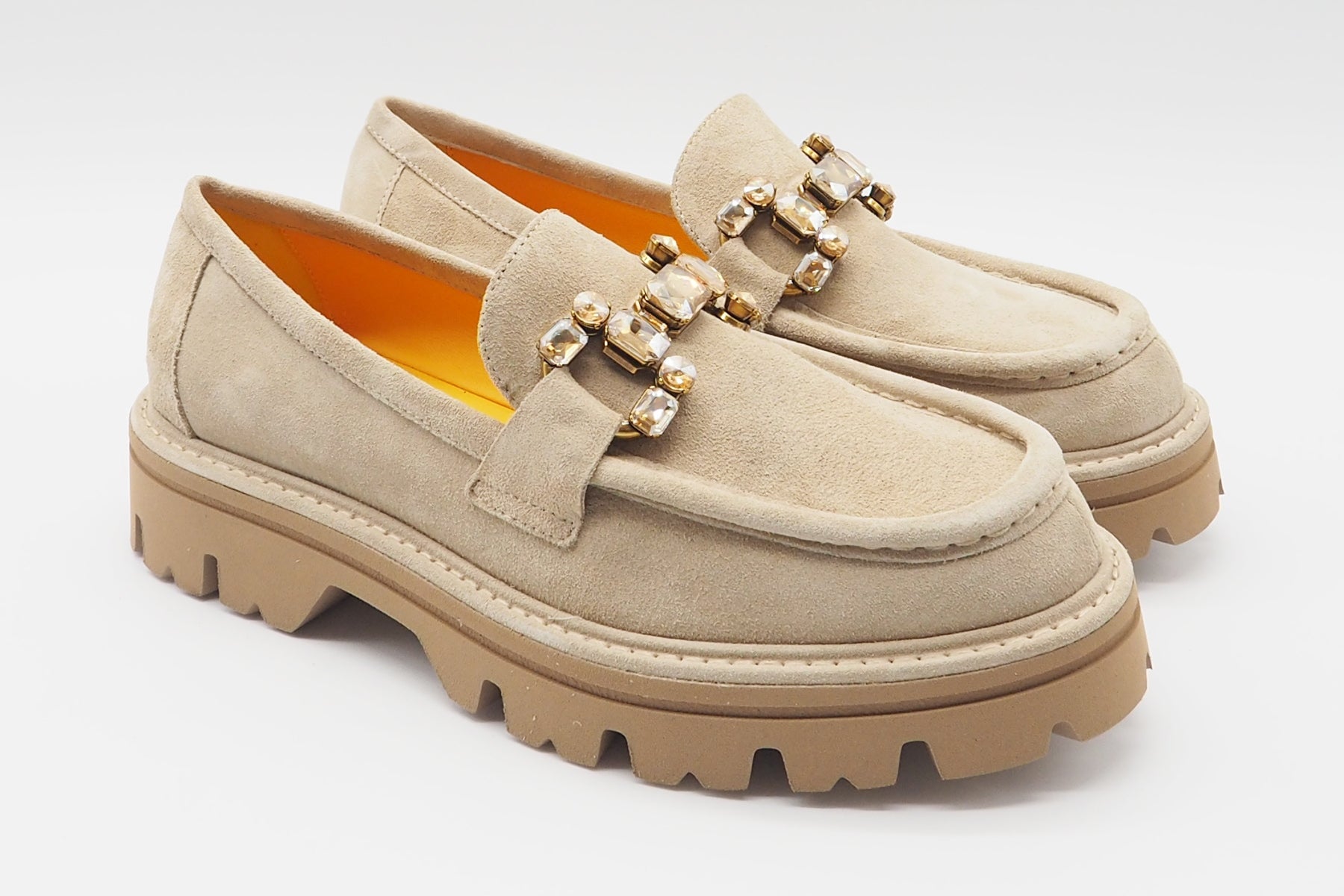 Damen Loafer aus Veloursleder in Beige - Frida - Absatz 2cm Damen Loafers & Schnürer Mara Bini