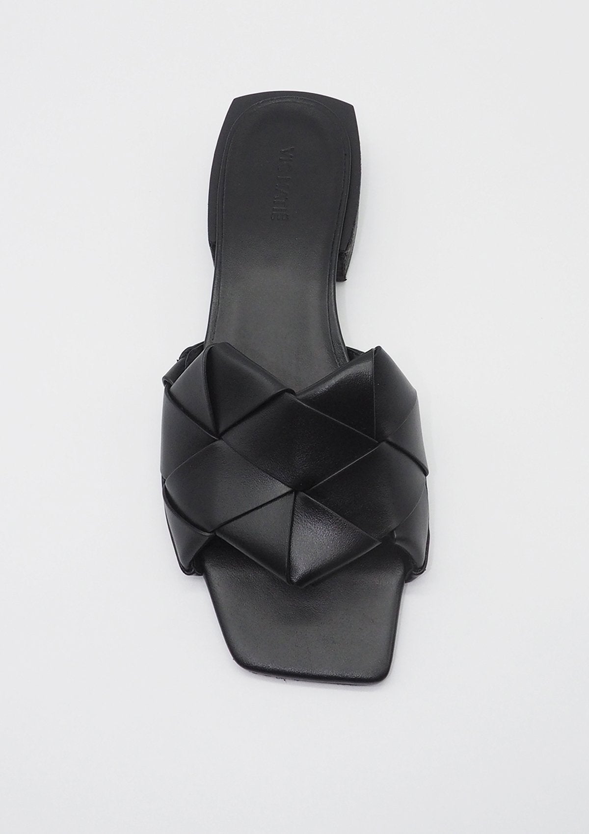 Damen Pantolette auf Karréeform mit Flechtbandage in Schwarz Damen Mules & Sabots Vic Matié