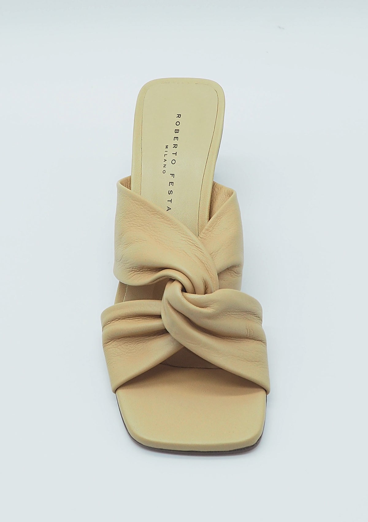 Damen Pantolette aus geflochtenem Leder in Skin Damen Mules & Sabots Roberto Festa