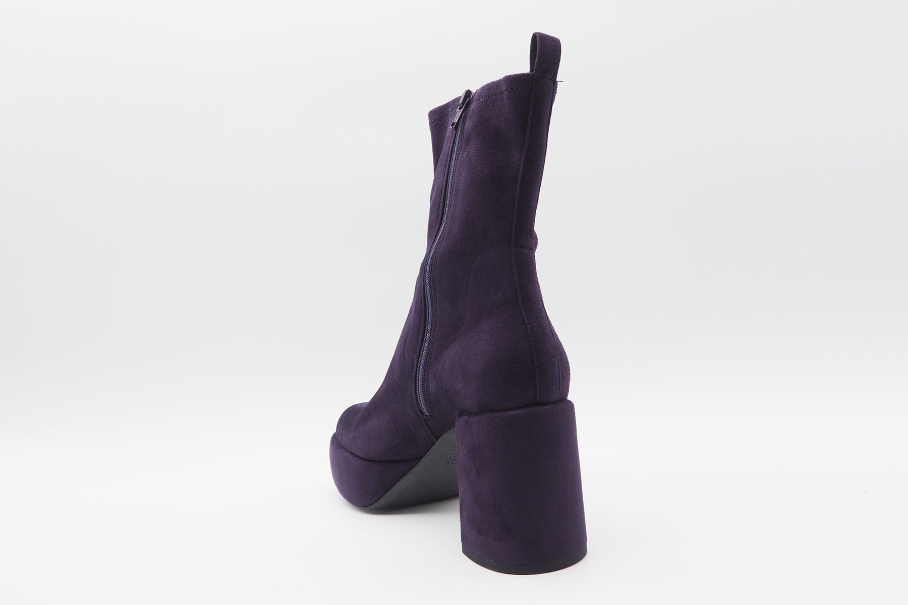 Damen Plateau-Stiefelette aus Samt-Stretch in Purple - Absatz 8cm Damen Stiefeletten Kennel & Schmenger