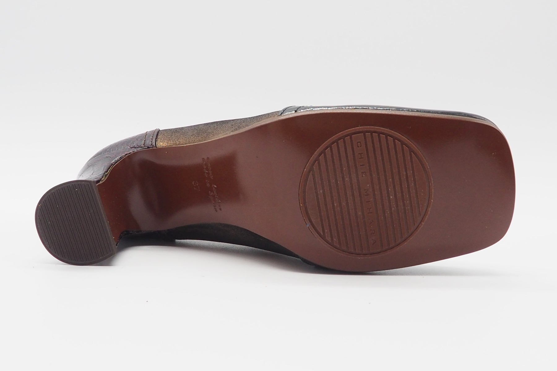 Damen Pumps aus Metallicleder & Leder in Bronze & Schwarz - Absatz 7cm - Pyru Damen Pumps & Slings Chie Mihara