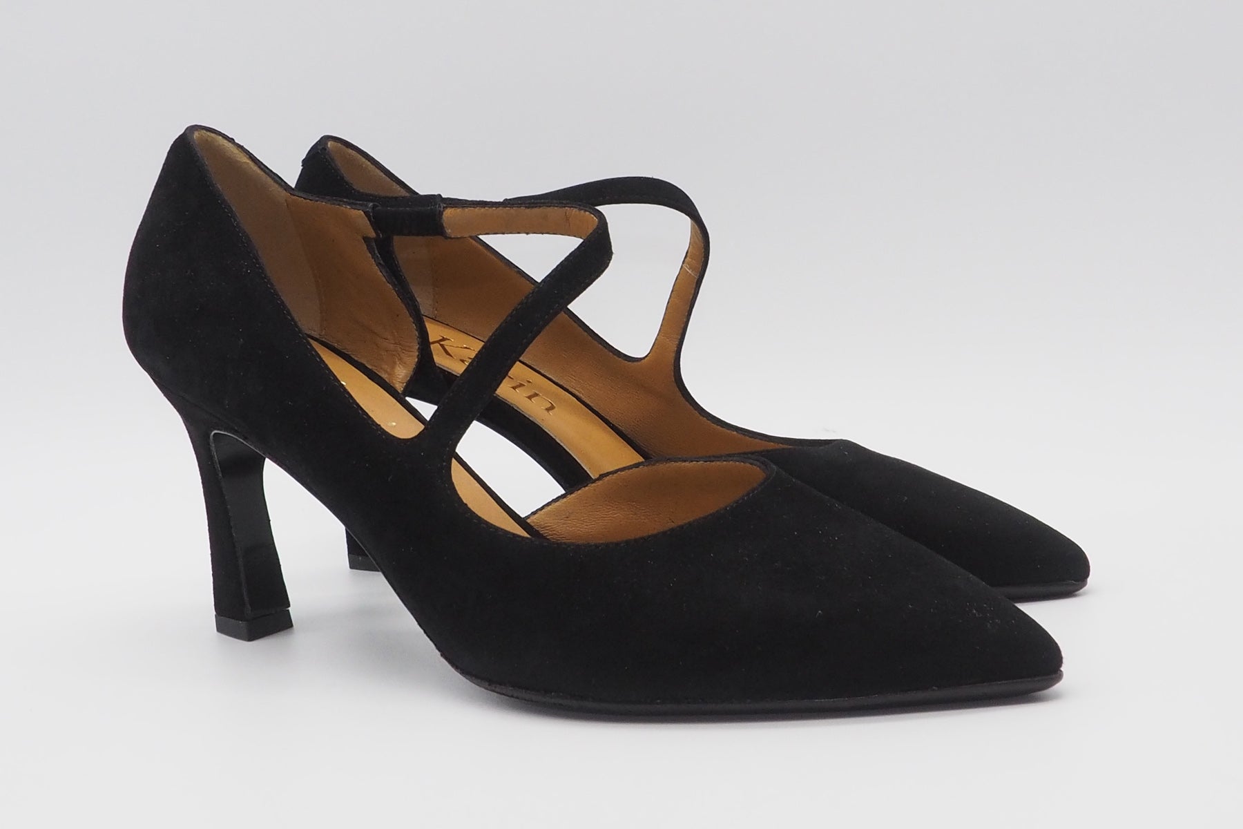 Damen Pumps aus Veloursleder in Schwarz Damen Pumps & Slings Karin