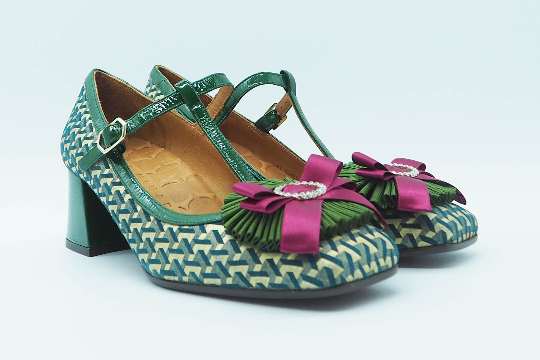 Damen Pumps "Volete" mit T-Spange aus Glanz-Nubukleder in Gold & Grün Damen Pumps & Slings Chie Mihara