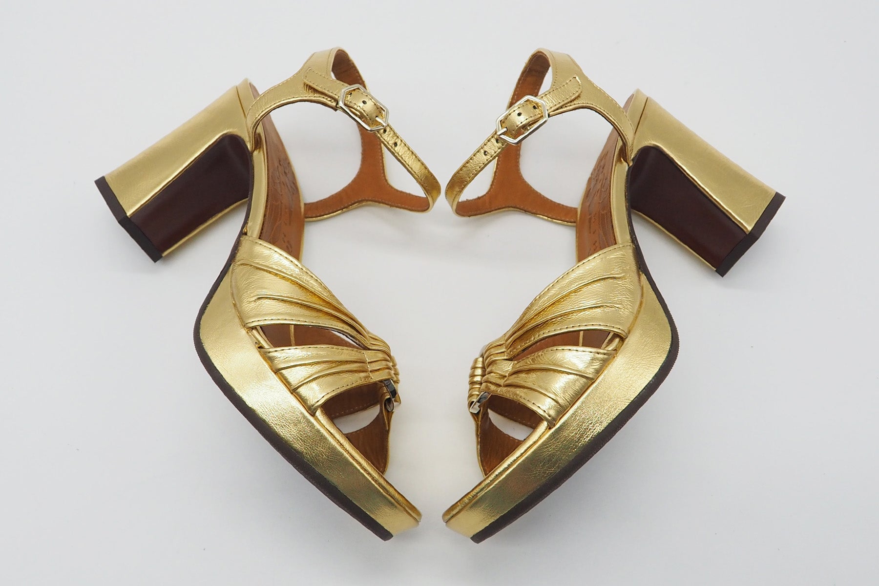 Damen Sandale aus Metallicleder in Gold - Absatz 8,5cm Damen Sandalen Chie Mihara