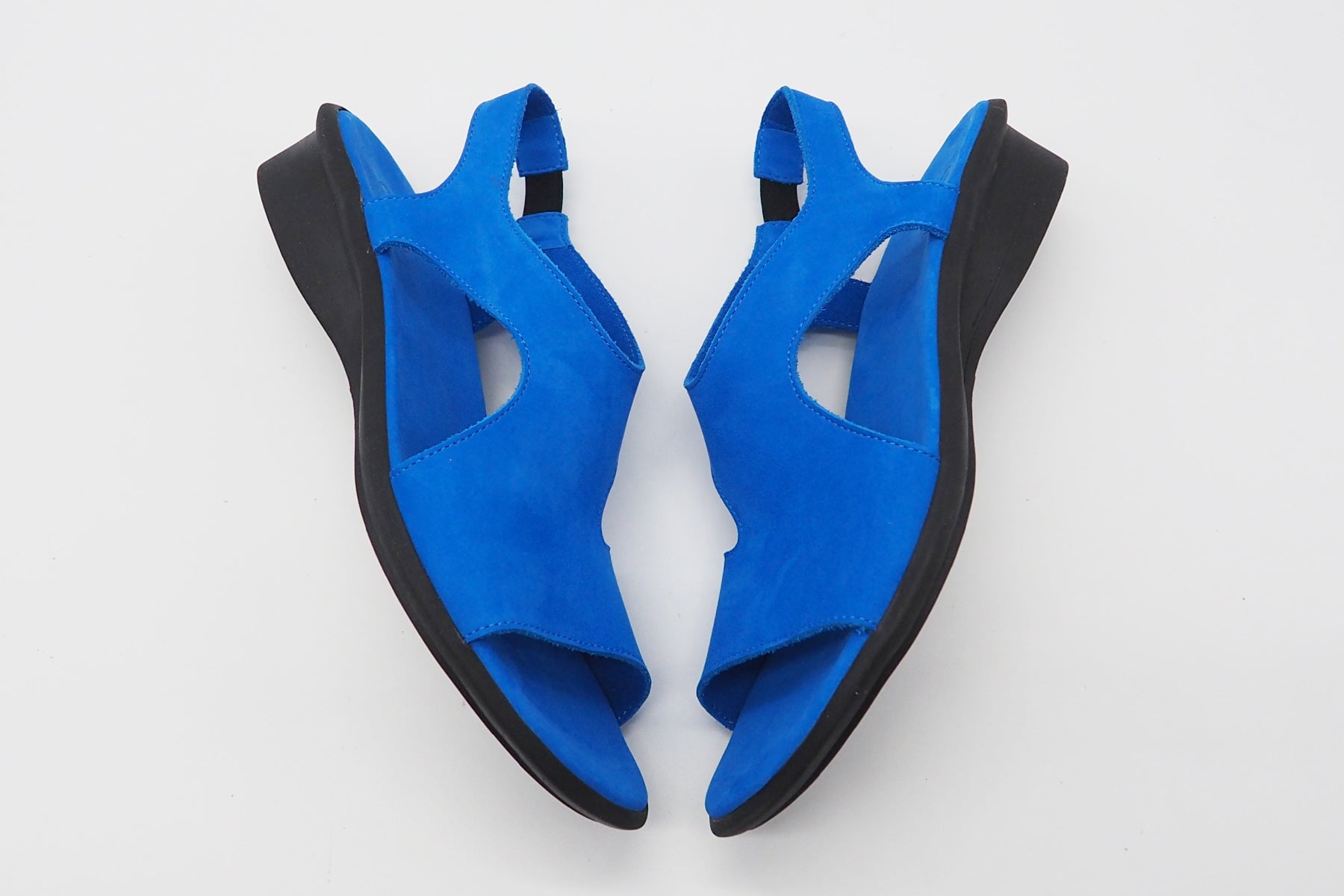 Damen Sandale aus Nubukleder in Blau - Absatz 3cm - Saoxxi Damen Sandalen Arche