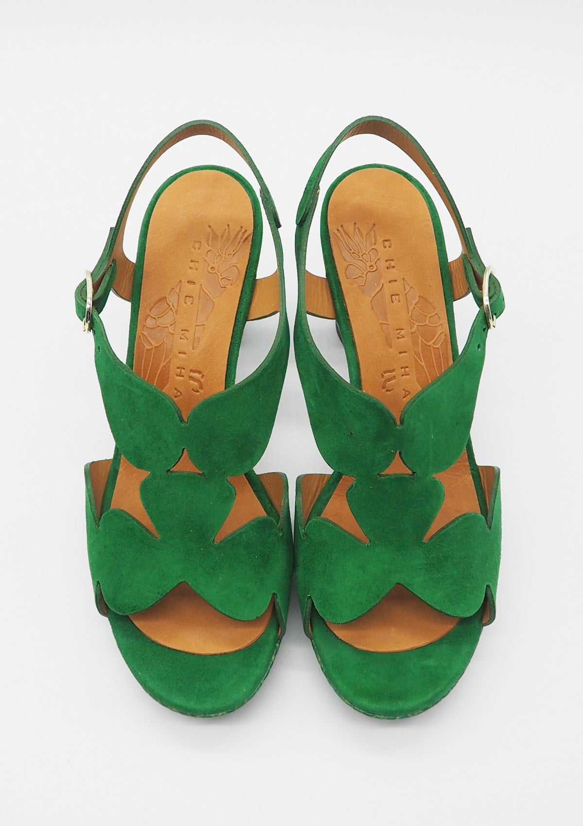 Damen Sandale aus Veloursleder in Grün - Absatz 8cm Damen Sandalen Chie Mihara