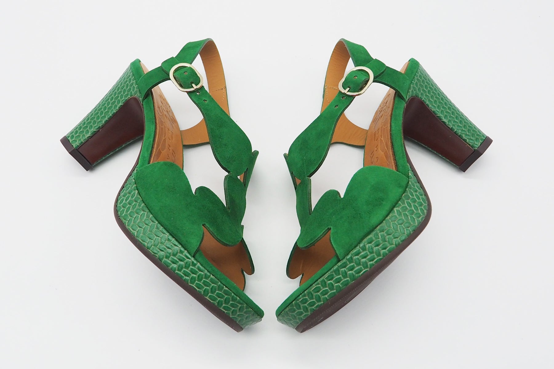 Damen Sandale aus Veloursleder in Grün - Absatz 8cm Damen Sandalen Chie Mihara