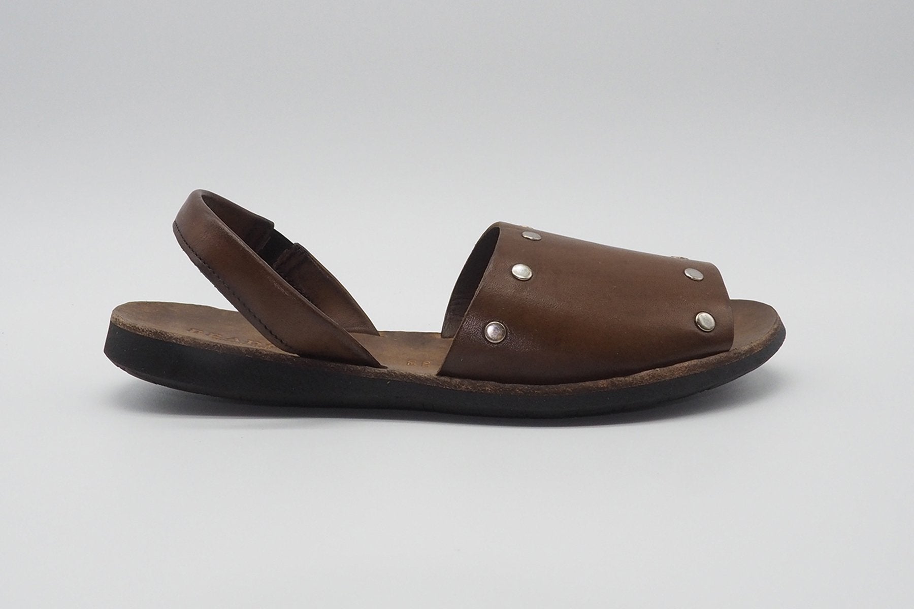 Damen Sandale in cooler Vintage-Optik Mittelbraun Damen Sandalen Brador