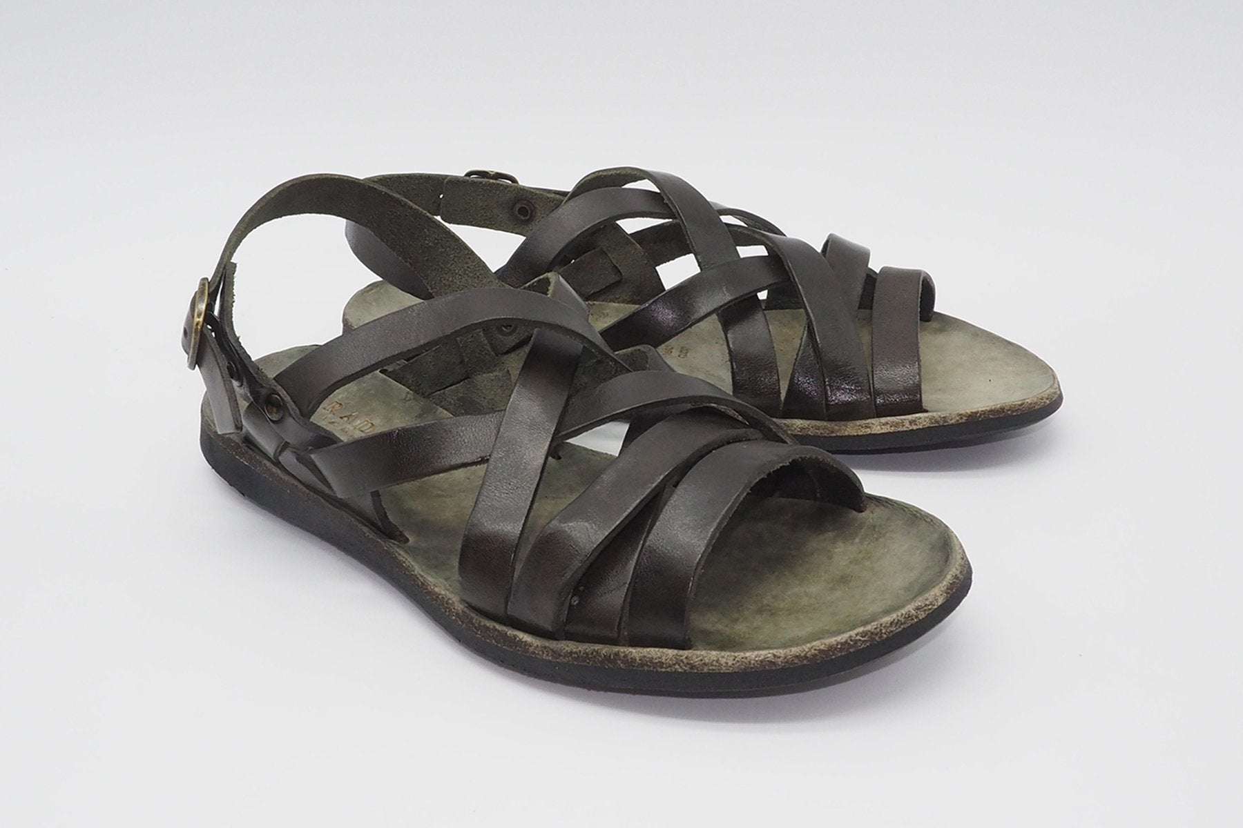 Damen Sandale in cooler Vintage-Optik Olivgrün Damen Sandalen Brador