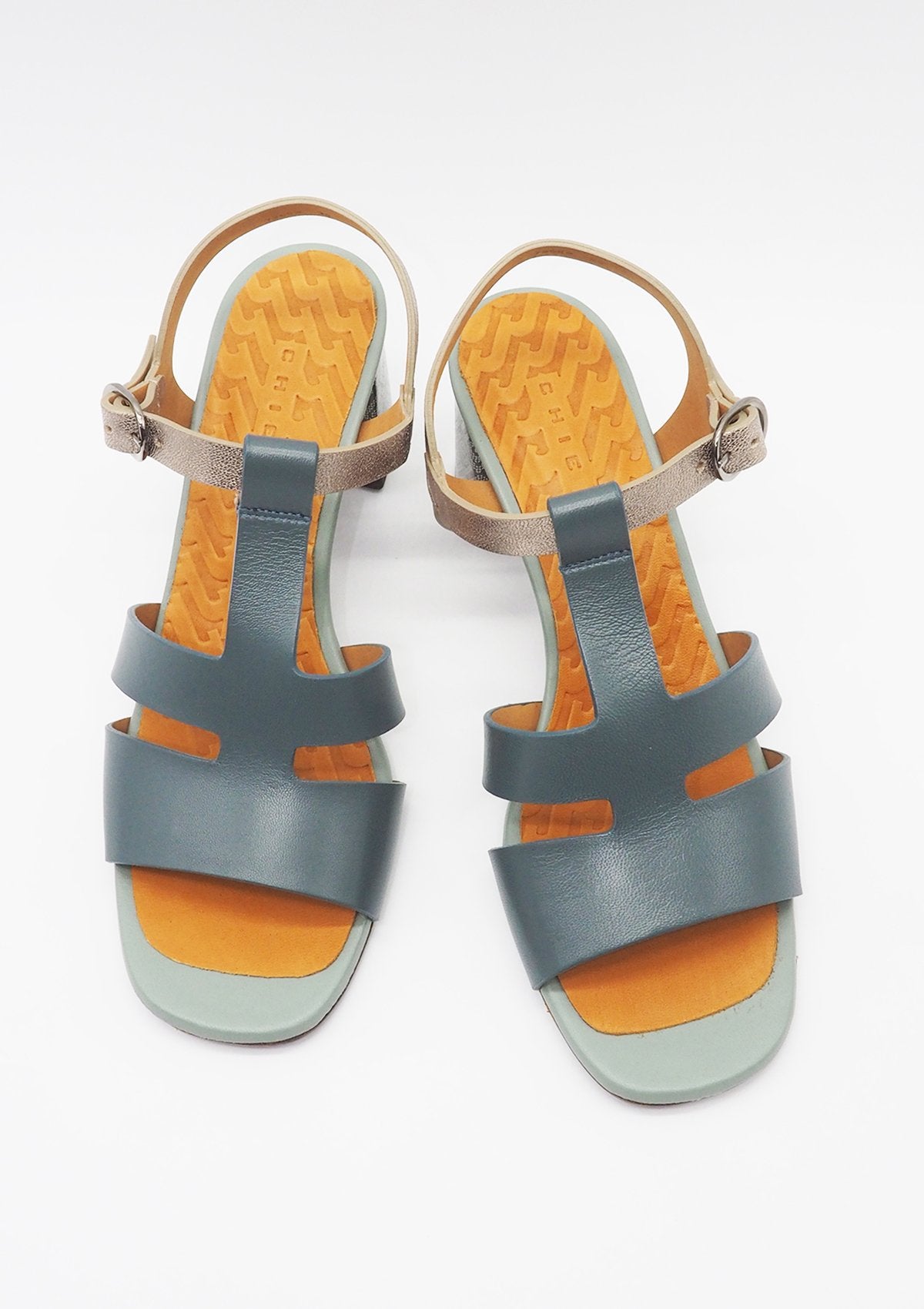 Damen Sandale mit T-Spange in Petrol Damen Sandalen Chie Mihara