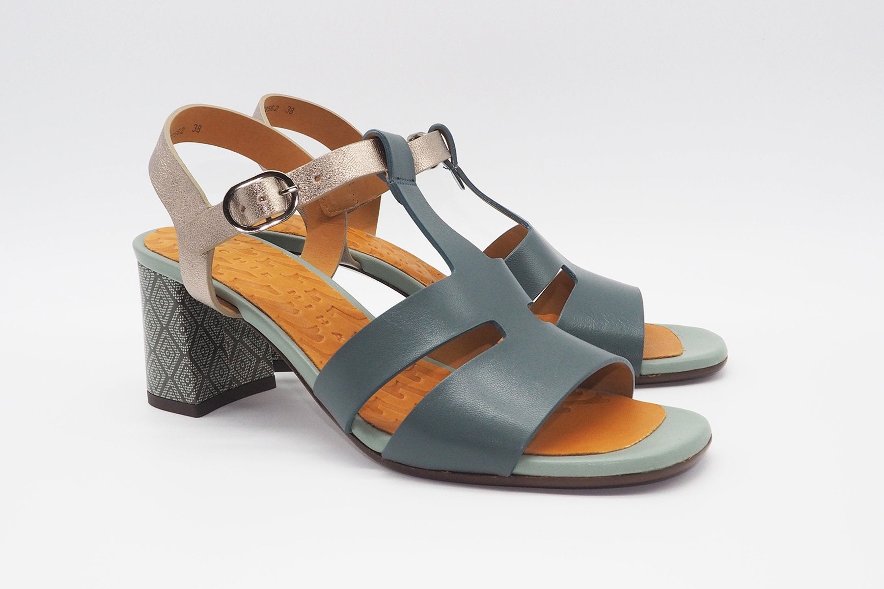 Damen Sandale mit T-Spange in Petrol Damen Sandalen Chie Mihara