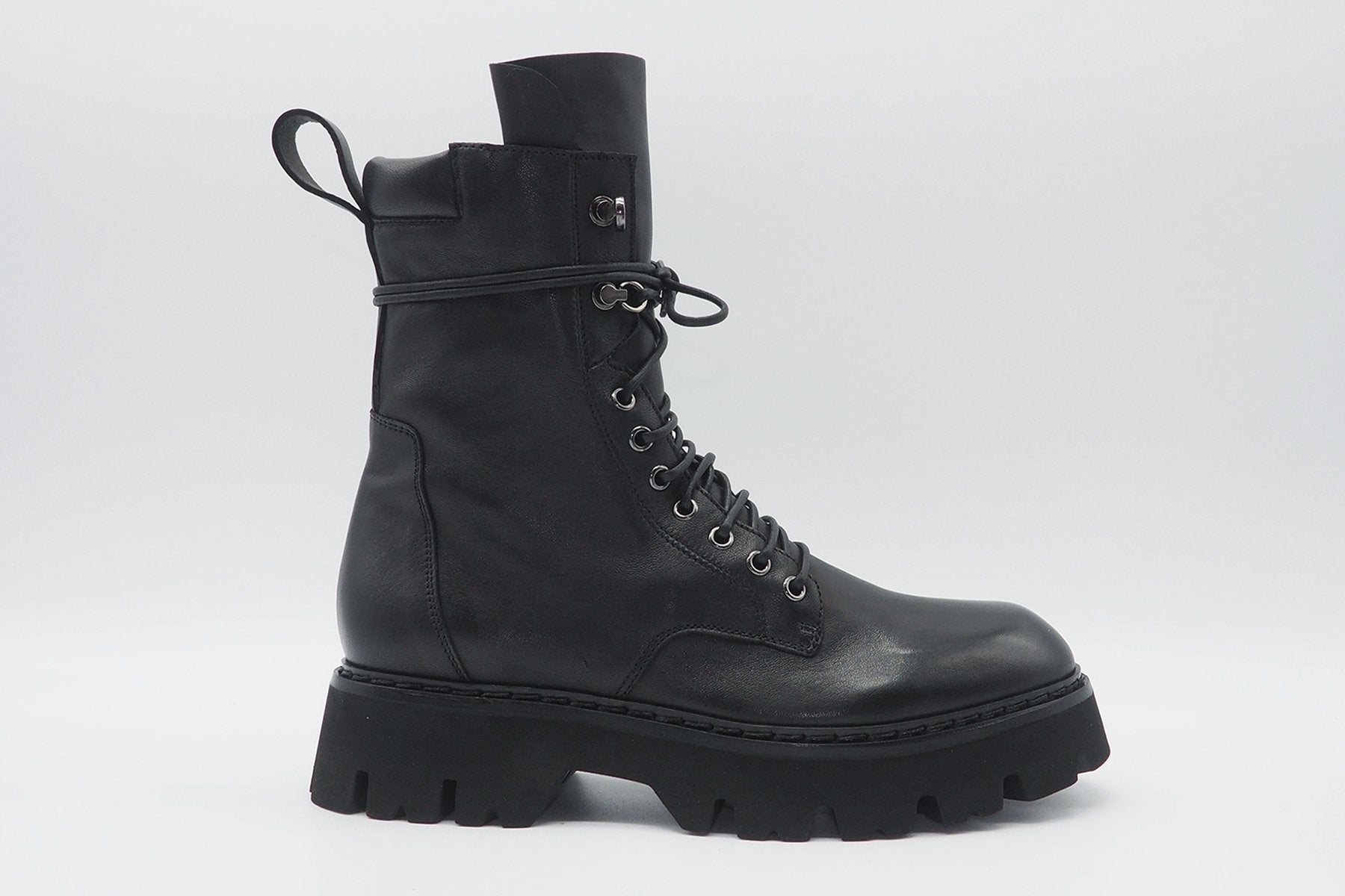 Damen Schnürboots auf Volumenboden in Nachtschwarz Damen Schnürboots Fruit