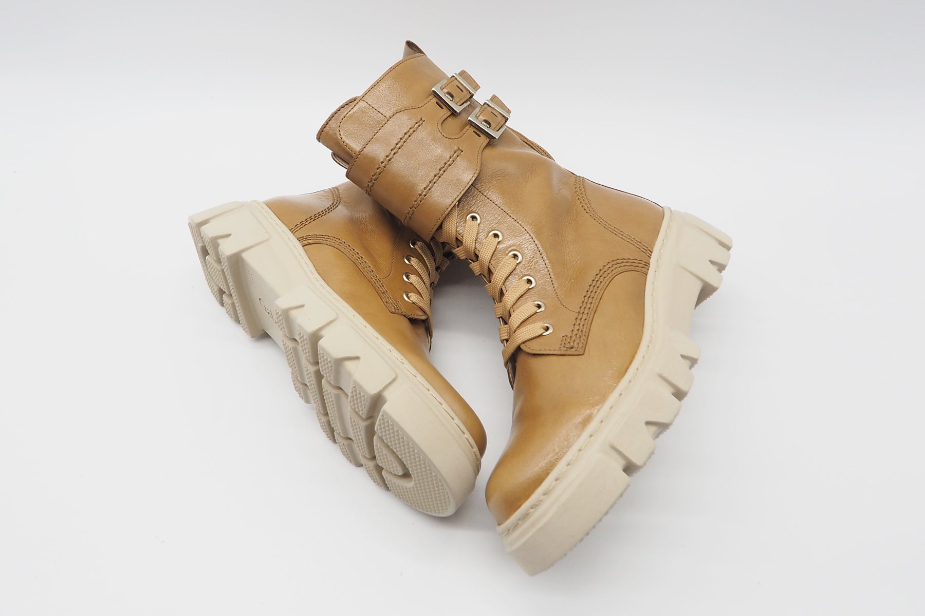 Damen Schnürboots aus Glatteder in Chino - Absatz 5cm Damen Schnürboots Gabor