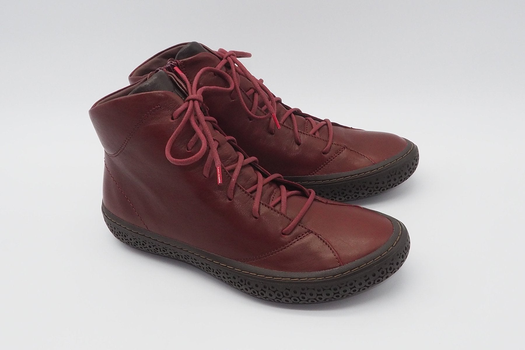 Damen Schnürboots aus Leder in Rot mit Naturfussbett Damen Schnürboots Think