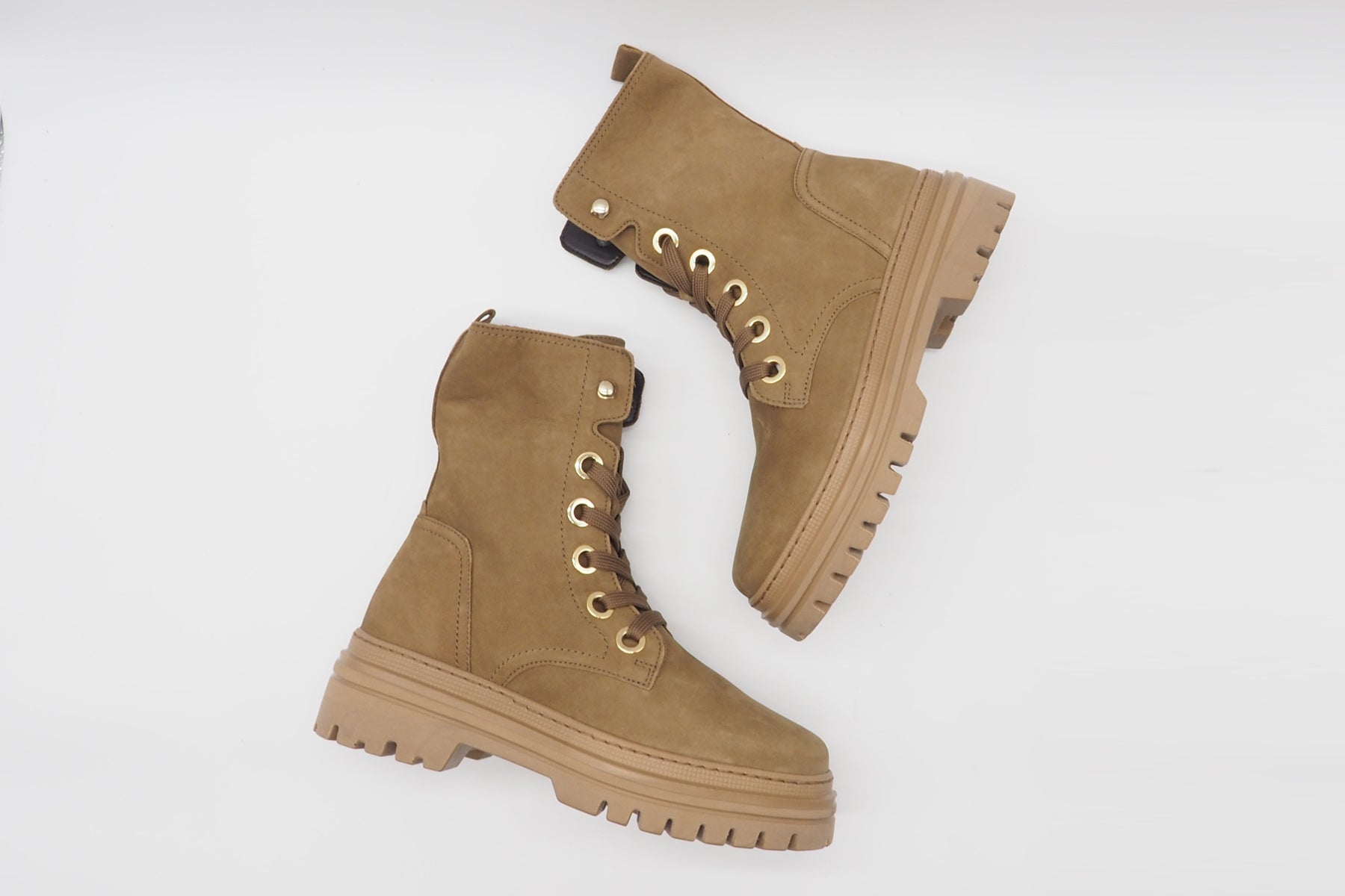 Damen Schnürboots aus Nubukleder in Caramel - Absatz 5cm Damen Schnürboots Gabor