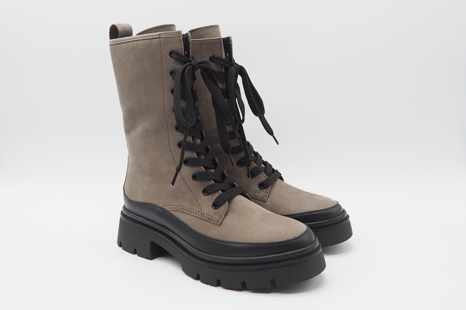 Damen Schnürboots aus Nubukleder in Fango - Absatz 5cm Damen Schnürboots Gabor