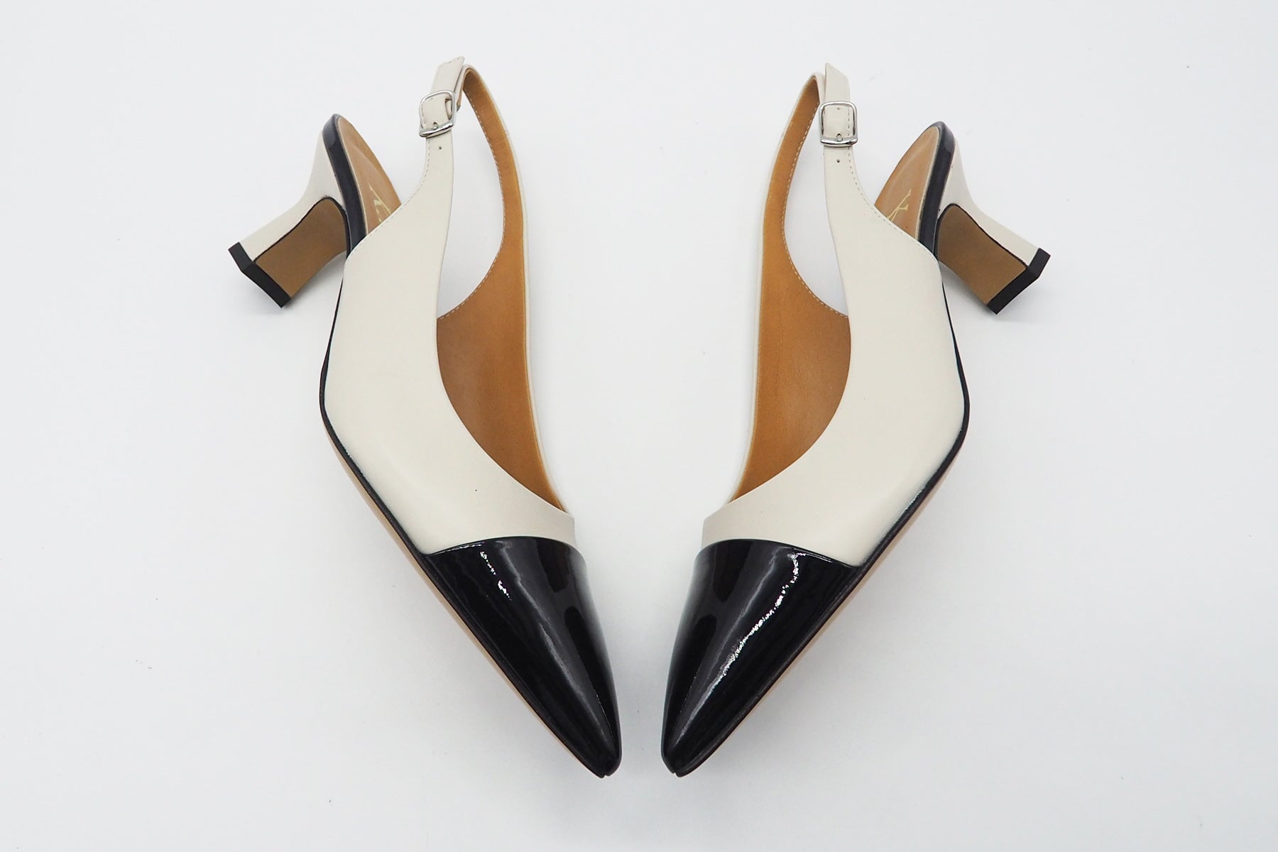 Damen Sling aus Glatt- & Lackleder in Creme & Dunkelblau - Absatz 5,5cm Damen Pumps & Slings Karin