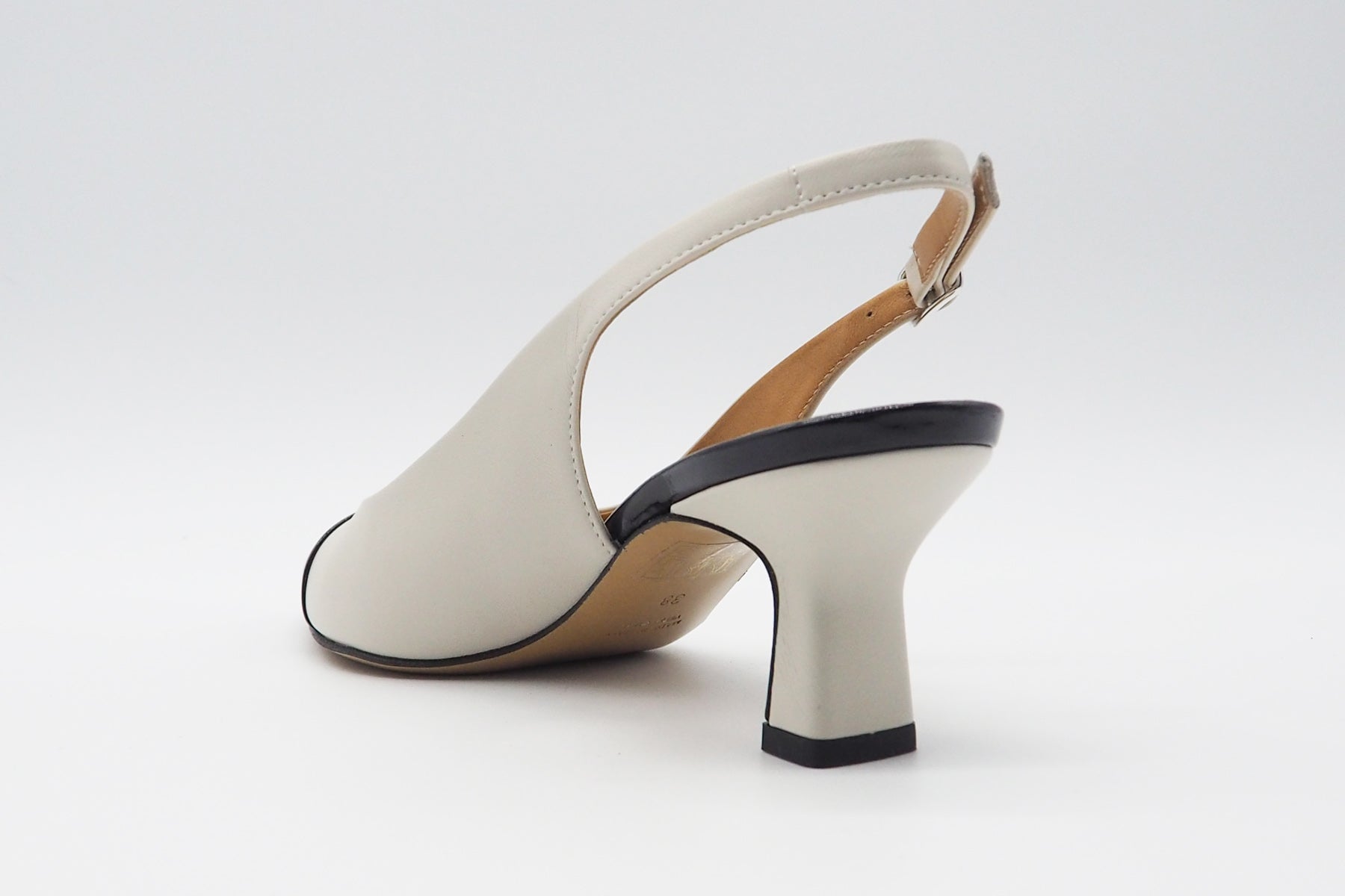 Damen Sling aus Glatt- & Lackleder in Creme & Dunkelblau - Absatz 5,5cm Damen Pumps & Slings Karin