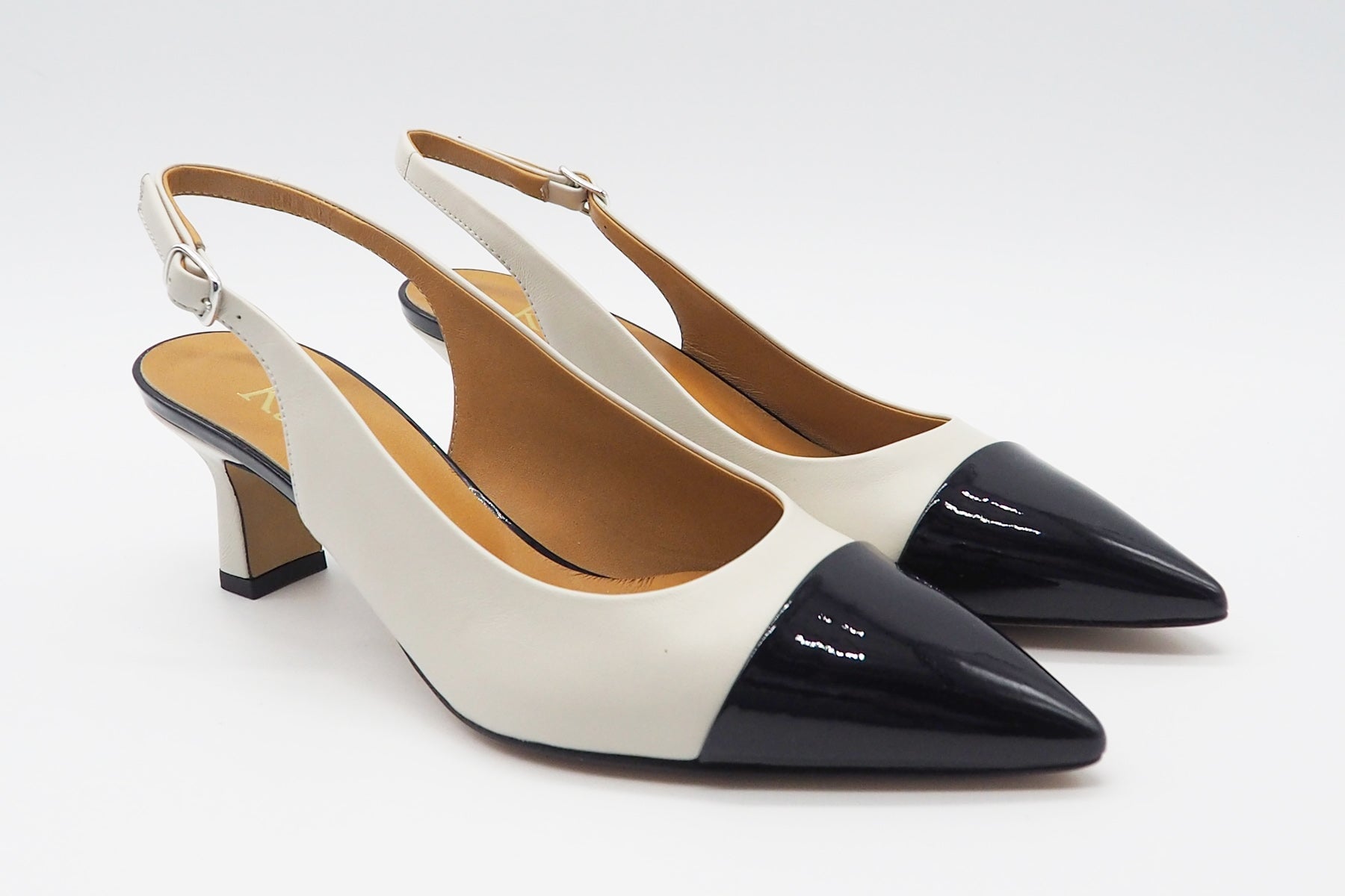 Damen Sling aus Glatt- & Lackleder in Creme & Dunkelblau - Absatz 5,5cm Damen Pumps & Slings Karin