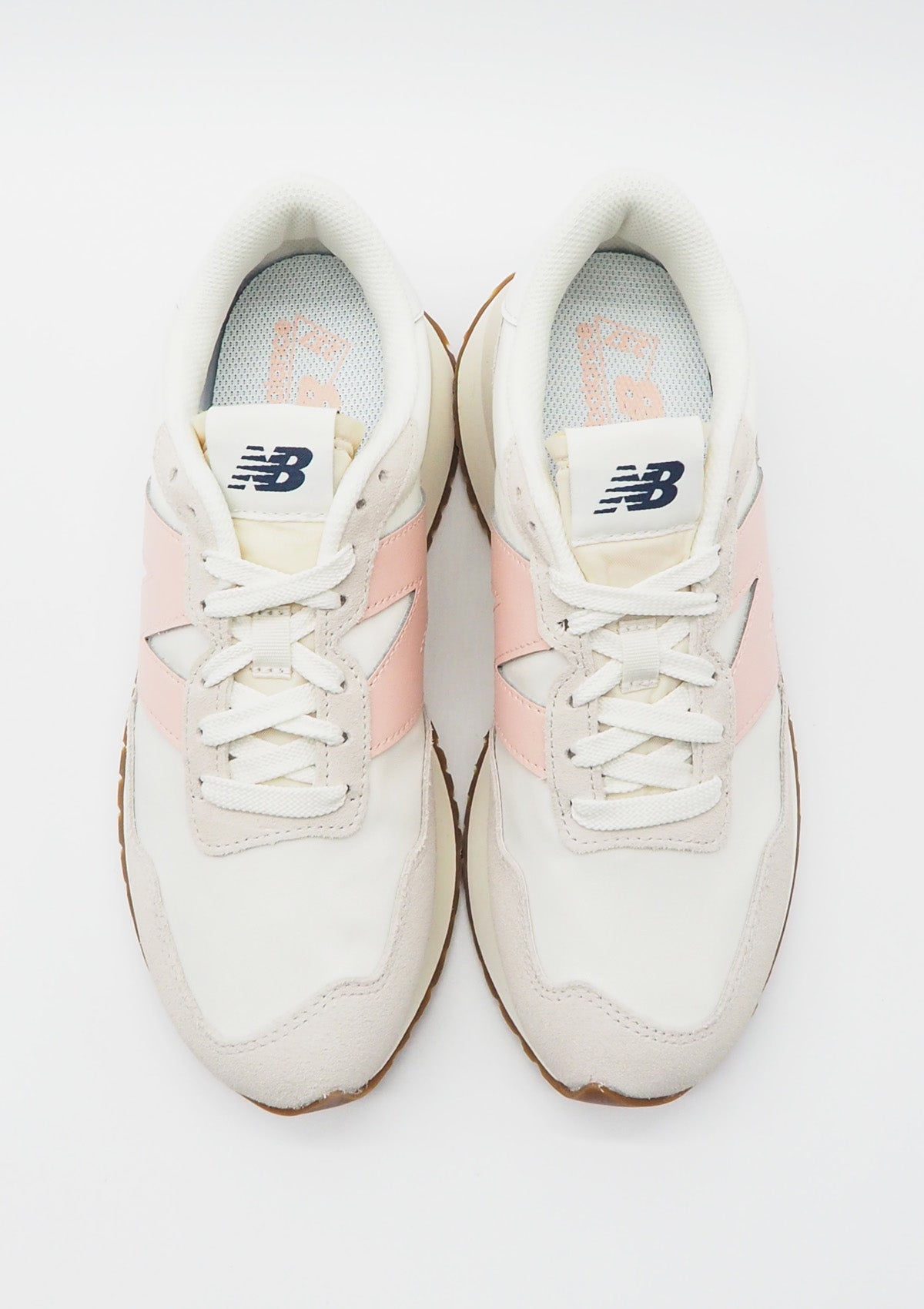 Damen Sneaker 237 aus Veloursleder & Nylon in Weiß, Sand & Rosé Damen Sneakers New Balance
