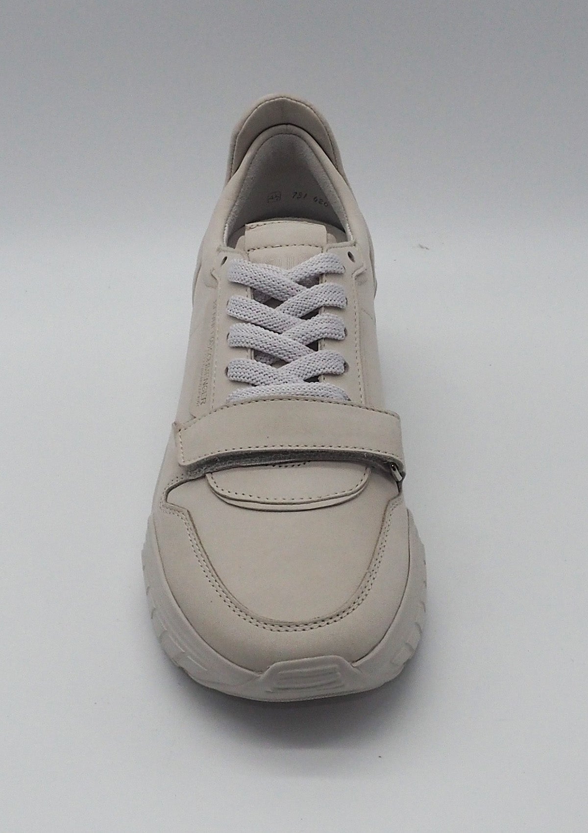 Damen Sneaker aus Nubukleder in Sand Damen Sneakers Kennel & Schmenger