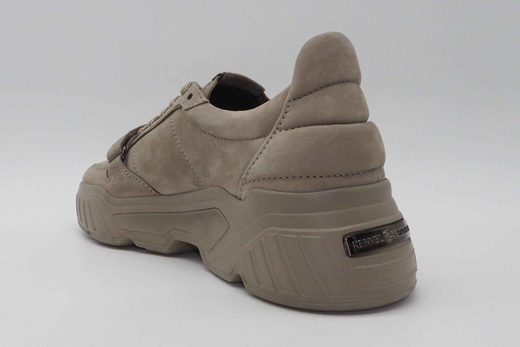 Damen Sneaker aus Soft-Nubukleder in Tope Damen Sneaker Kennel & Schmenger