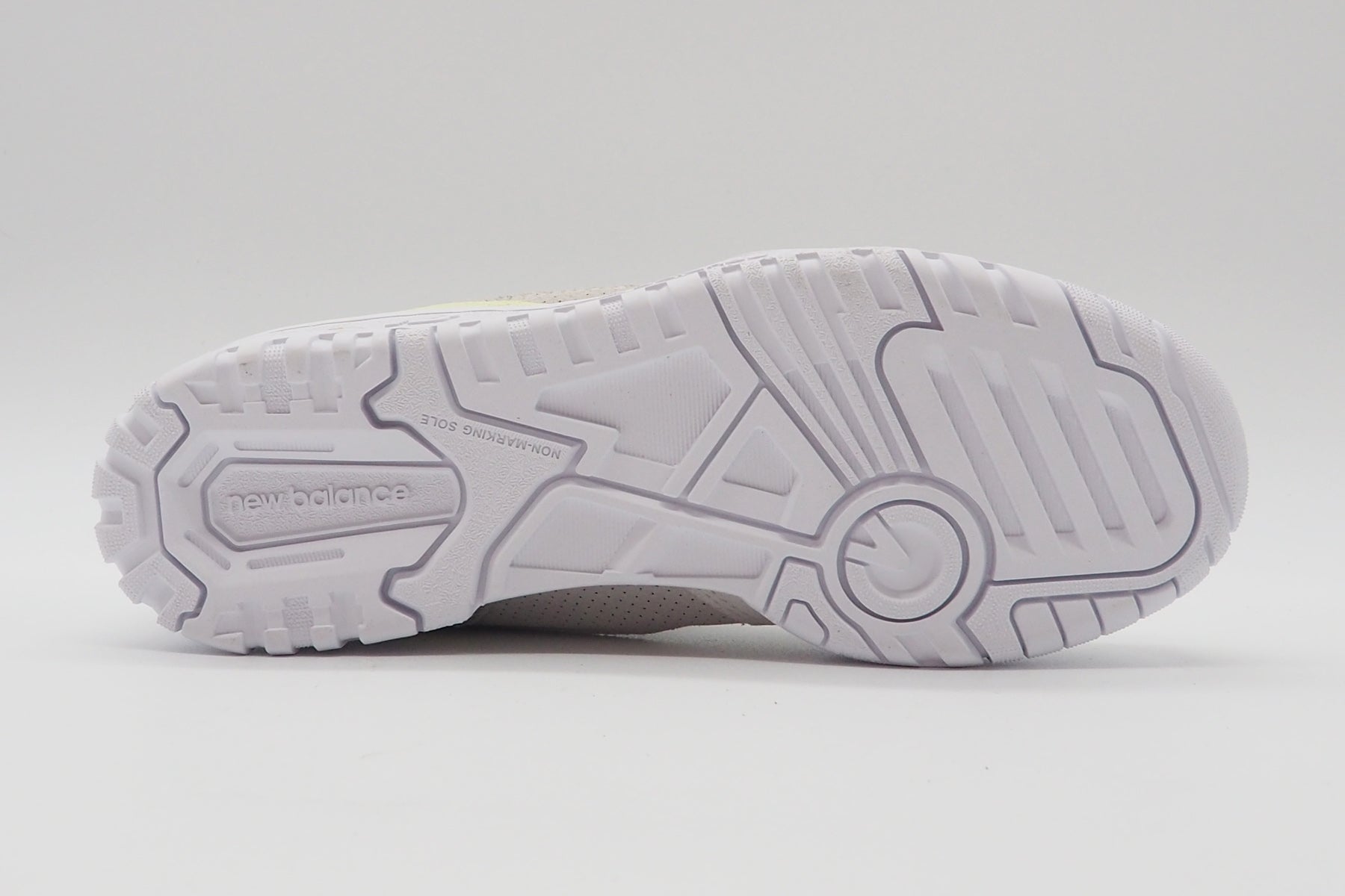 Damen Sneaker BBW550SG aus Leder in Weiß, Grau & Grün Damen Sneaker New Balance