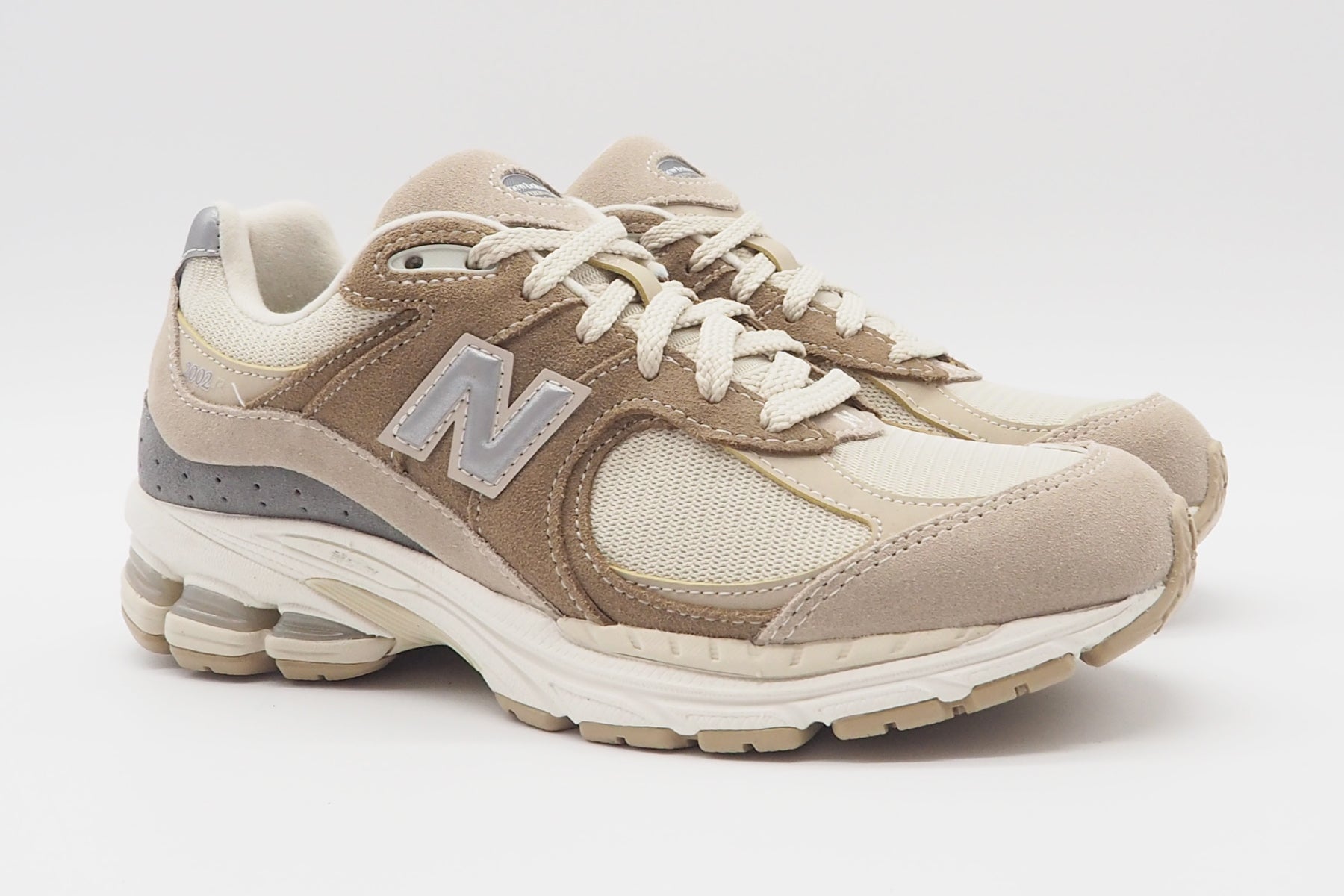 Damen Sneaker M2002RSI aus Veloursleder & Mesh in Natur Damen Sneaker New Balance