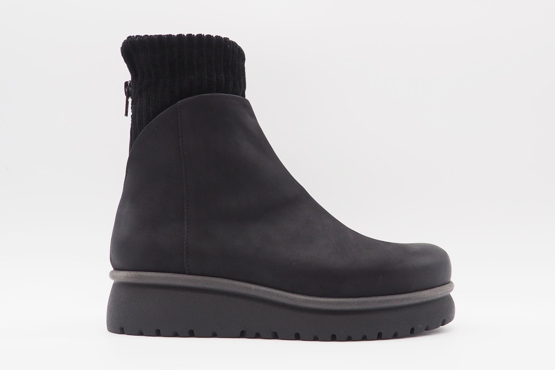 Damen Stiefelette aus geöltem Nubukleder in Schwarz - Absatz 4cm Damen Stiefeletten Patrizia Bonfanti