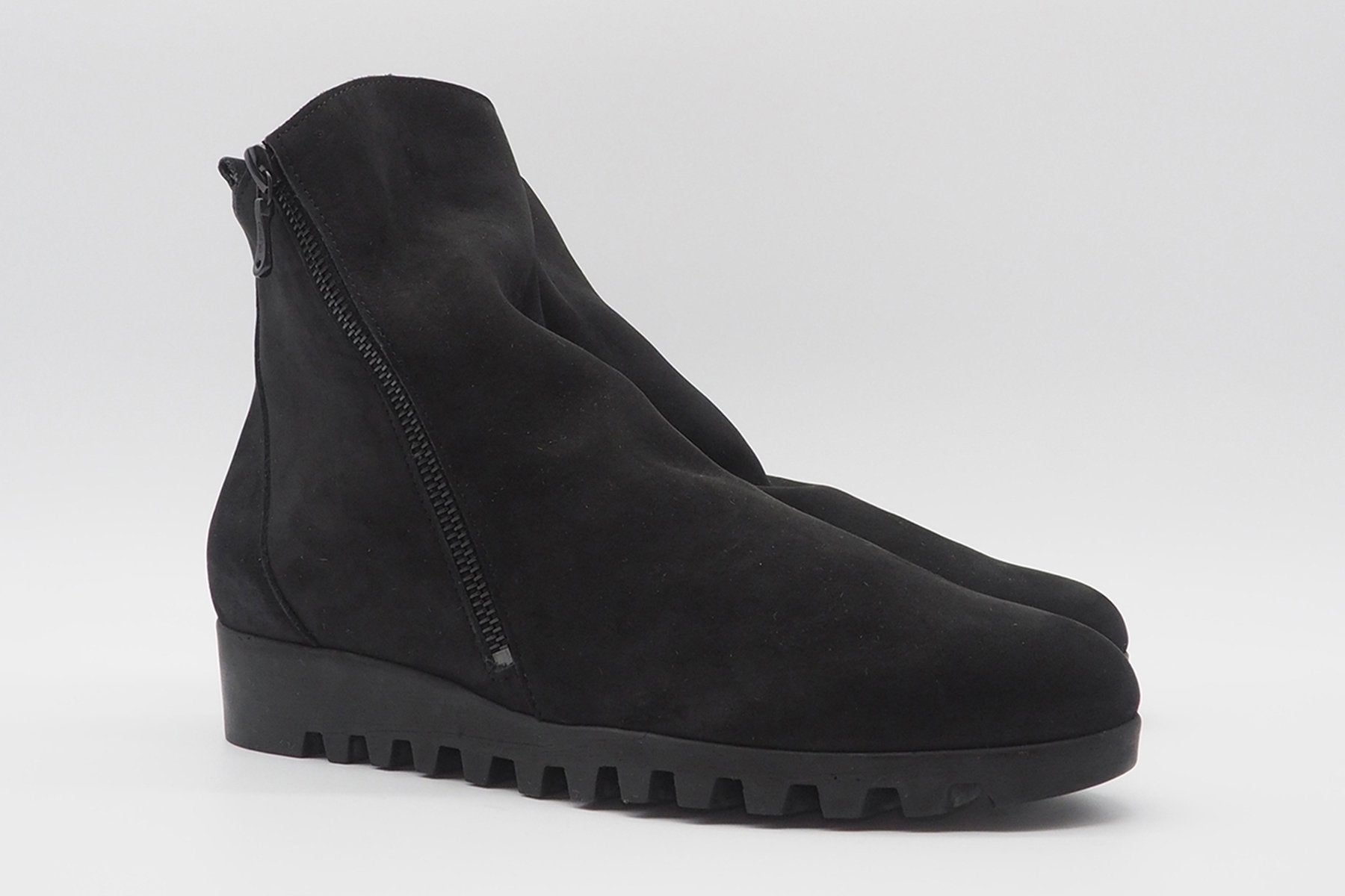 Damen Stiefelette aus Nubukleder in Schwarz Damen Stiefeletten Arche