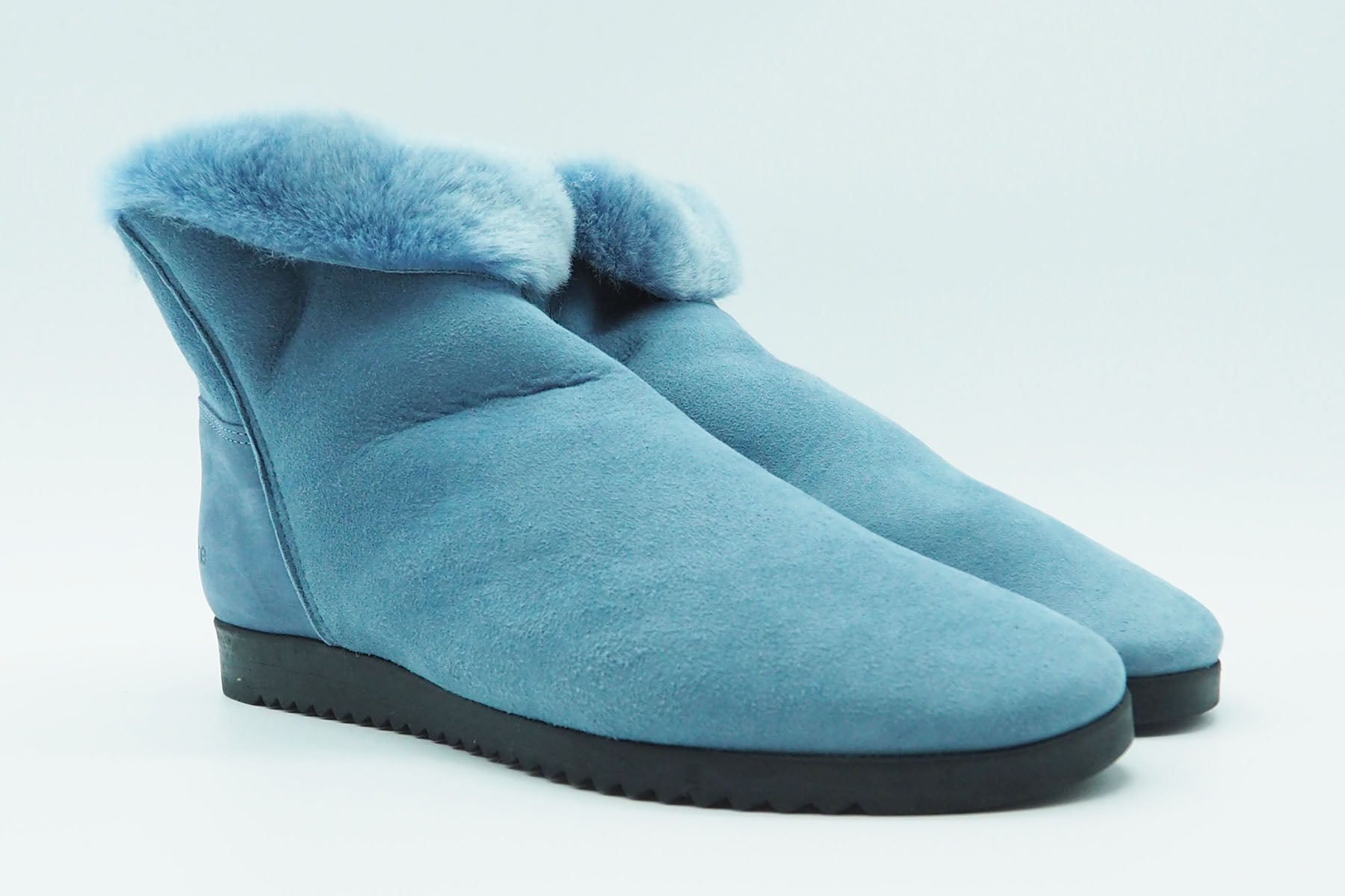 Damen Stiefelette "Baosha" aus Nubukleder & Innenfutter aus Lammfell in Hellblau - zum Reinschlüpfen Damen Stiefeletten Arche