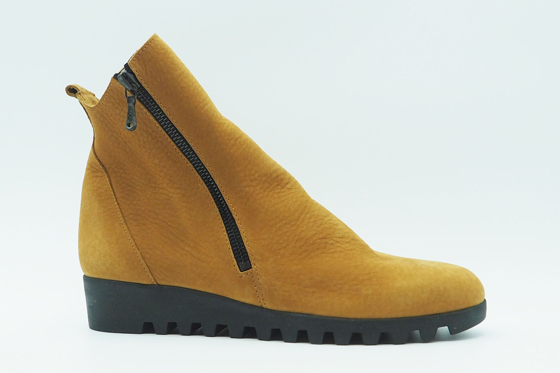 Damen Stiefelette "Lomage" aus Nubukleder in Mittelbraun Damen Stiefeletten Arche